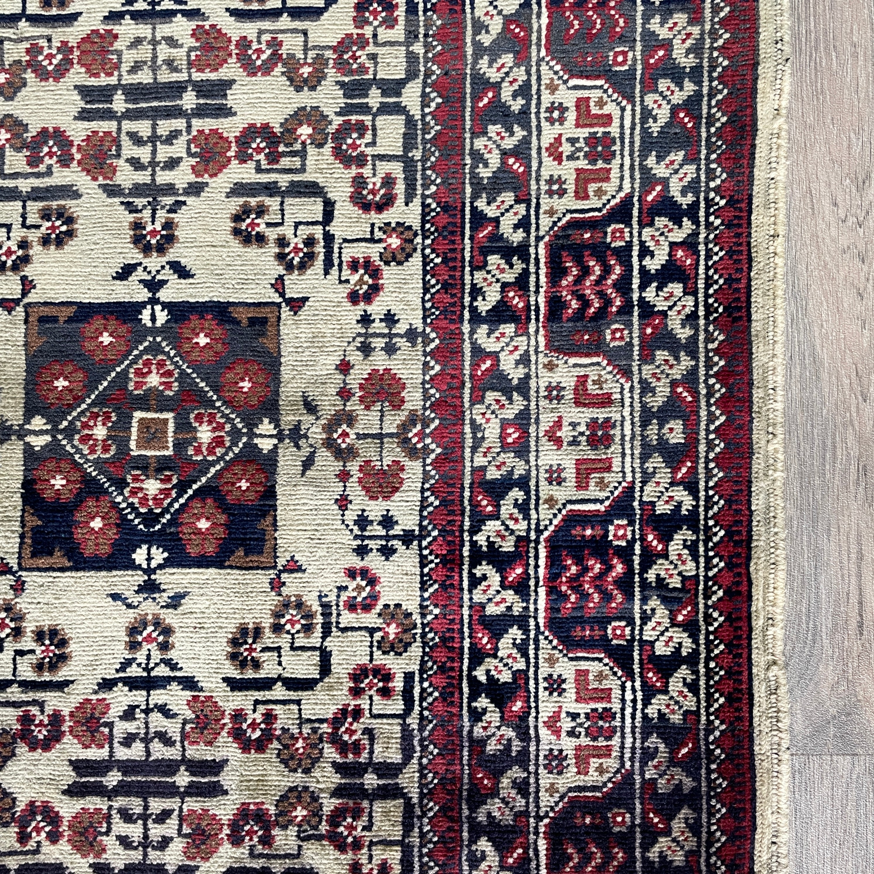 Fine Afghan Khal Muhammadi Rug (Merino Wool)