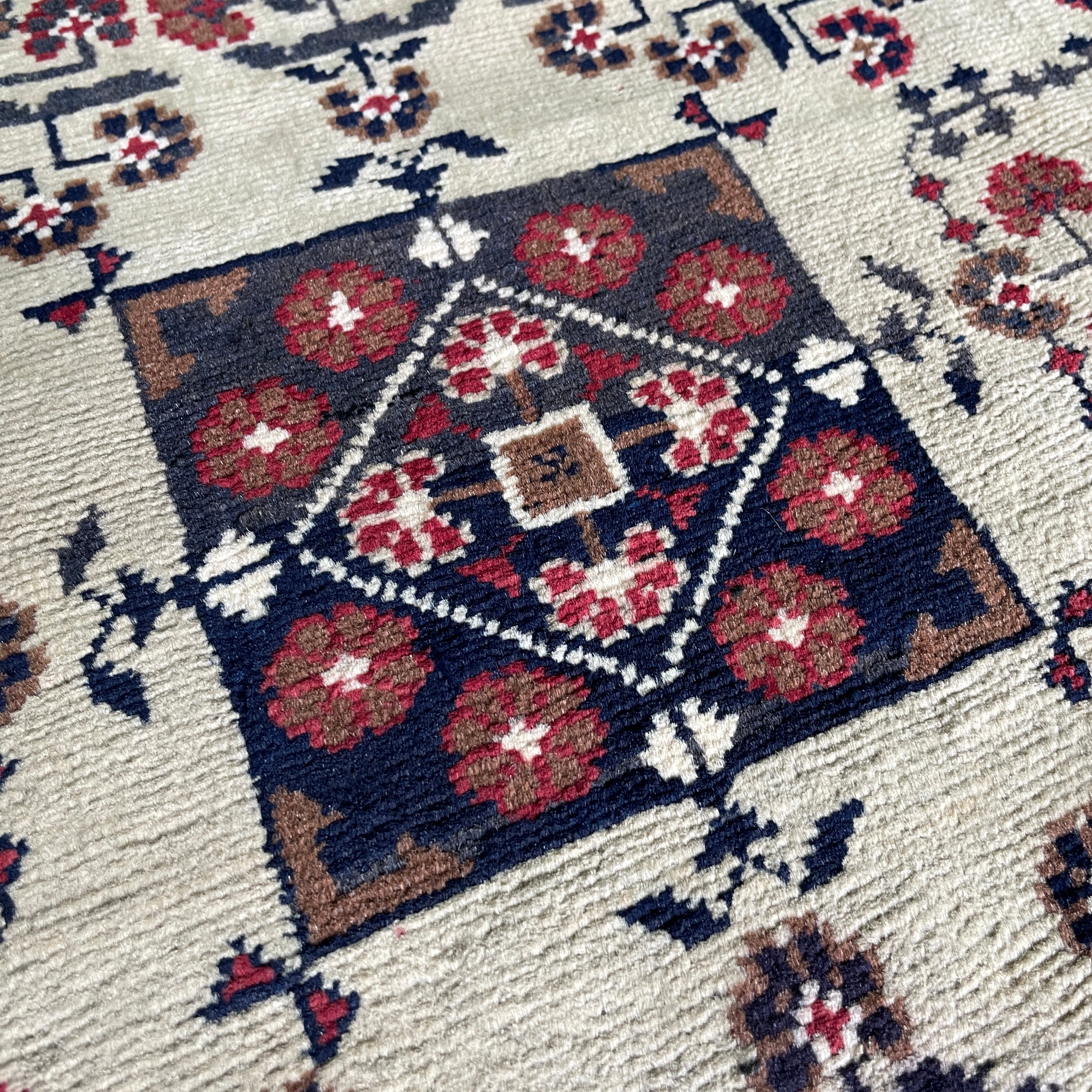 Fine Afghan Khal Muhammadi Rug (Merino Wool)
