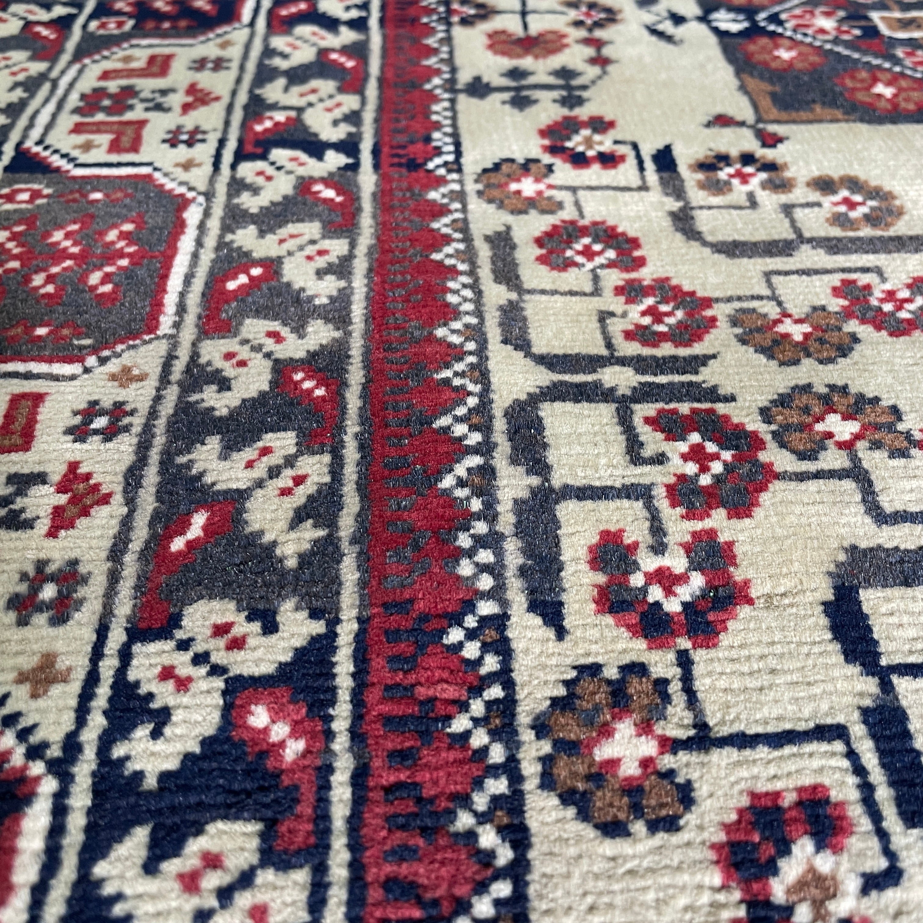 Fine Afghan Khal Muhammadi Rug (Merino Wool)