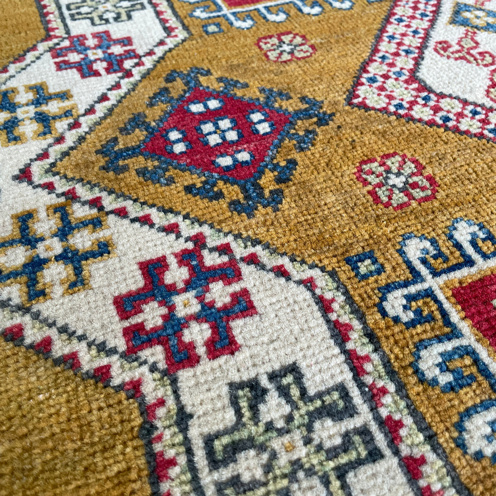 Afghan Yakash Kazak Round Rug
