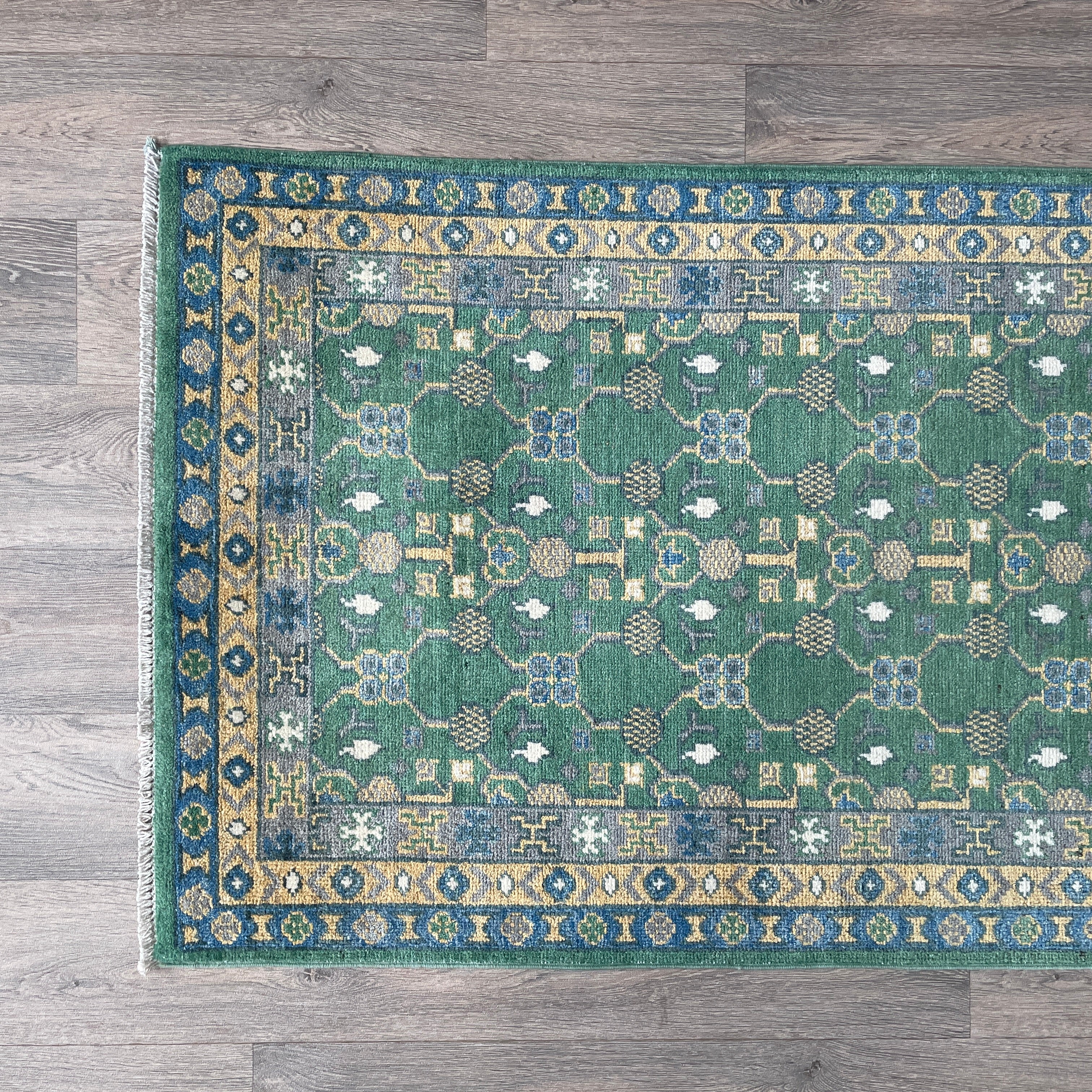Caucasian Shirvan Runner