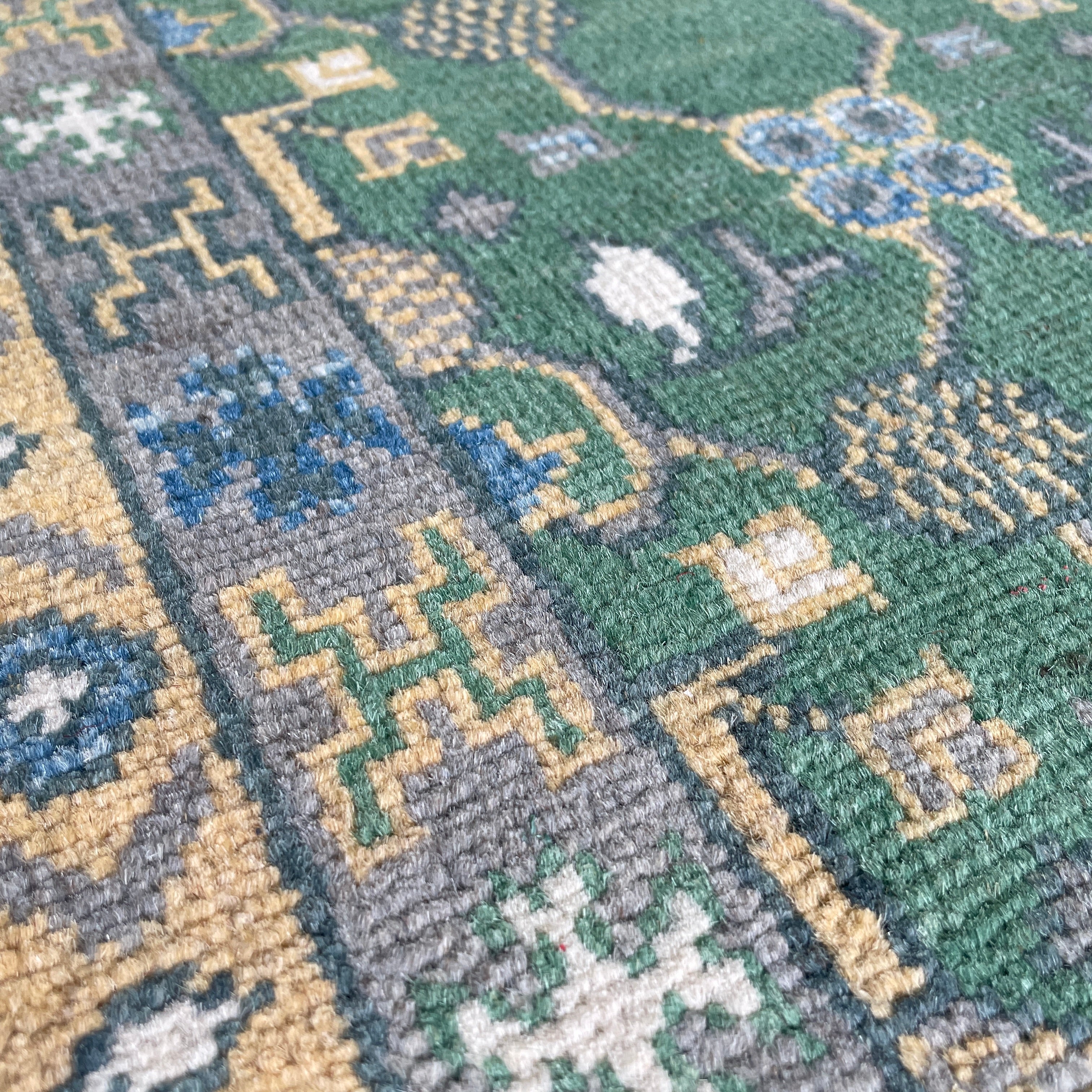 Caucasian Shirvan Runner