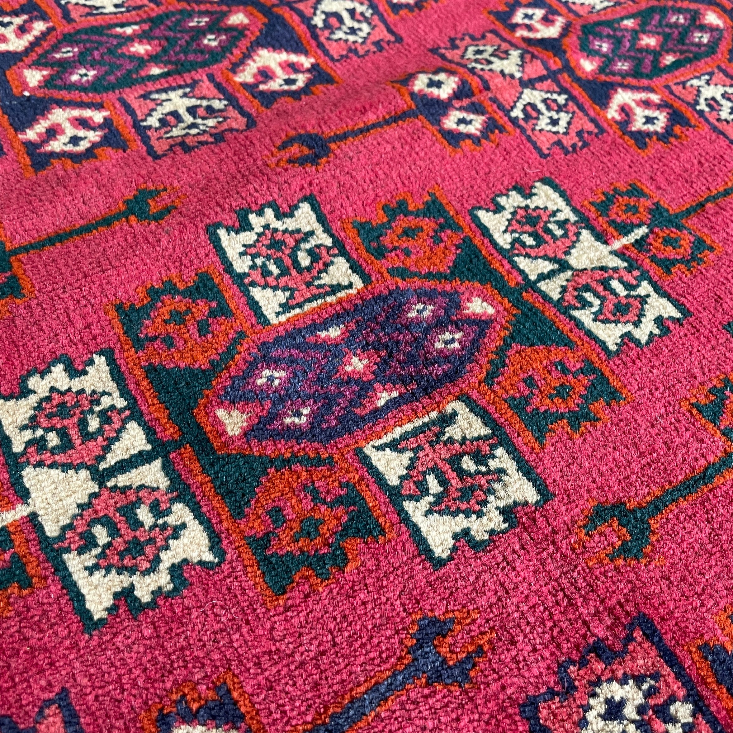 236 x 134 cm | Turkmen Yomut Rug