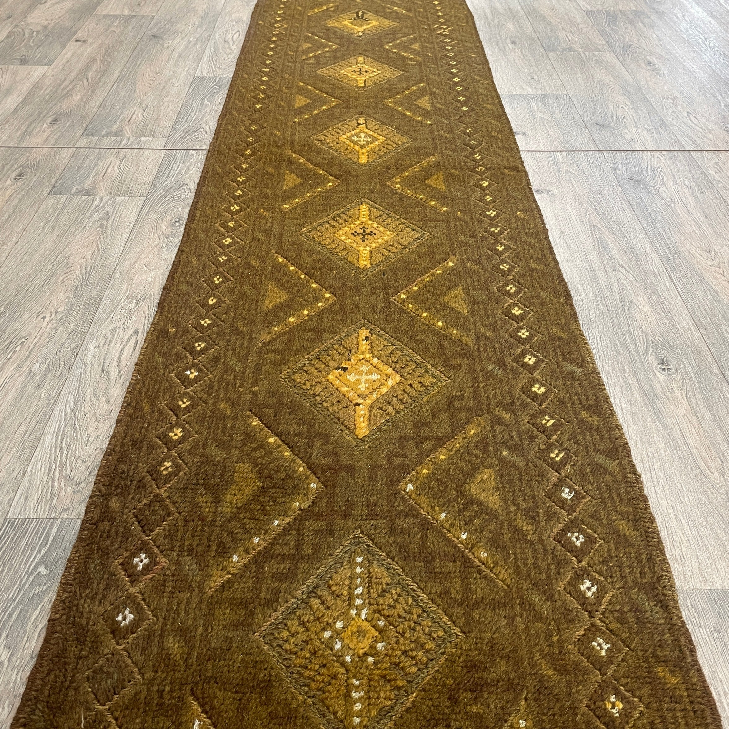 273 x 59 cm | Afghan Mushwani Runner