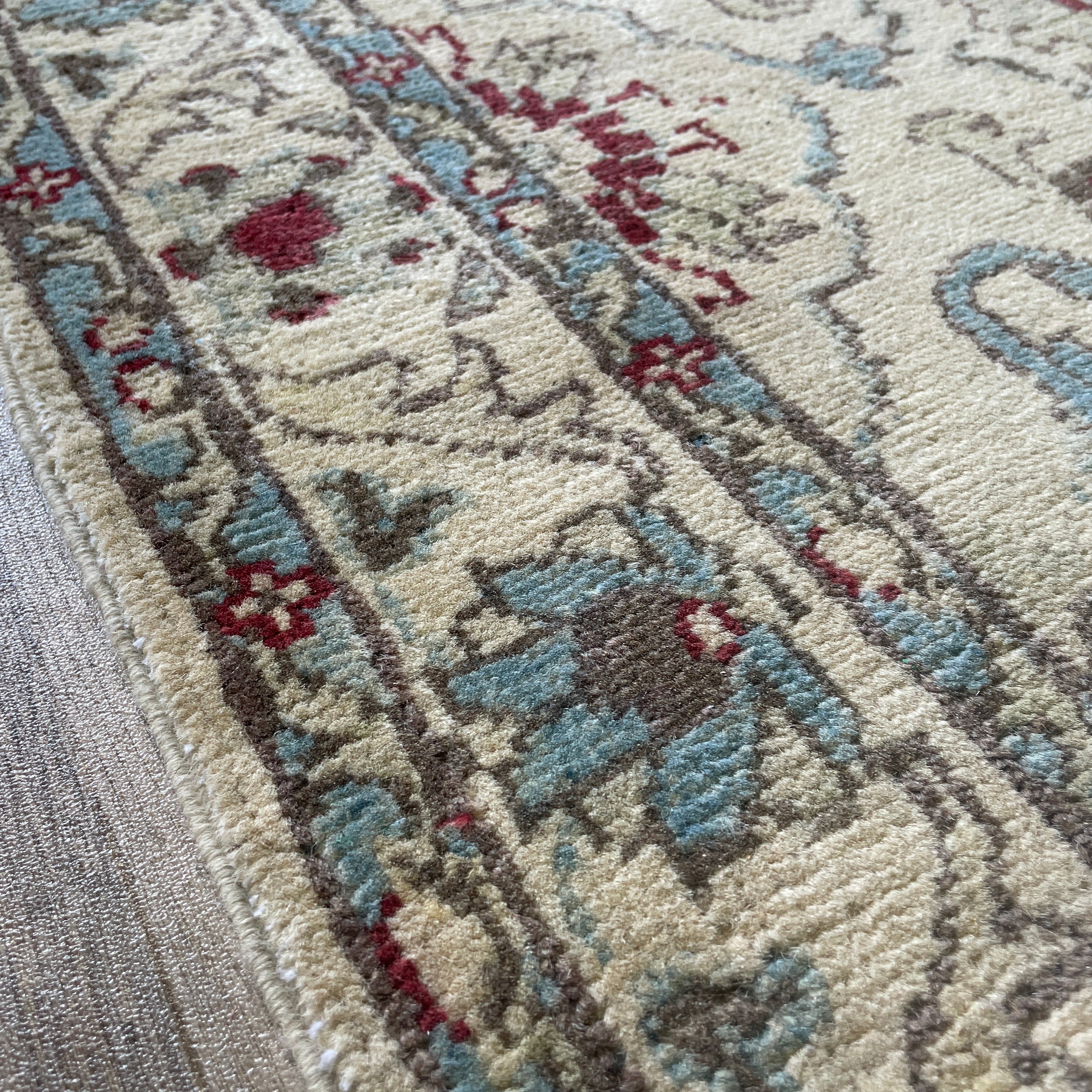 Afghan Sultanabad Rug