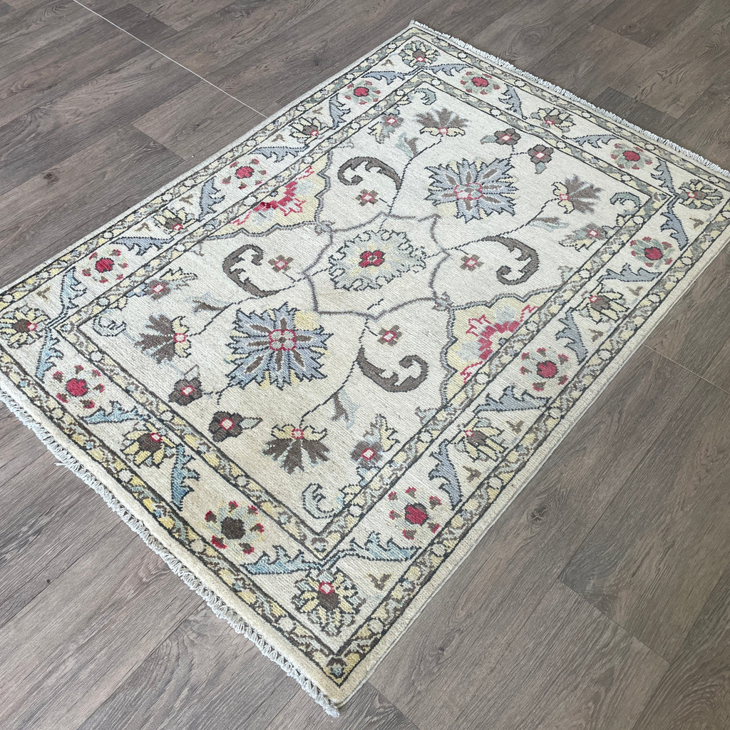 Afghan Sultanabad Rug