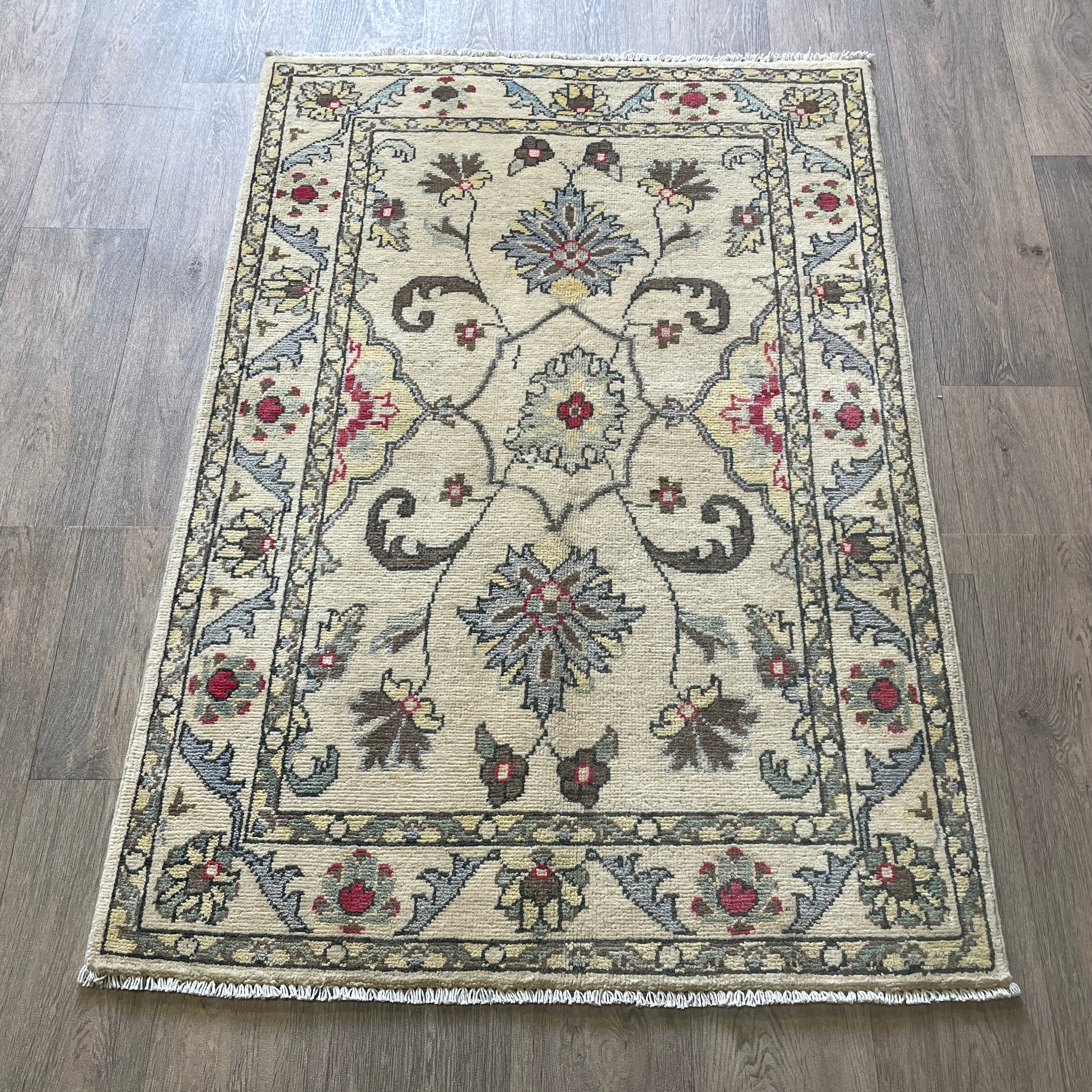 Afghan Sultanabad Rug