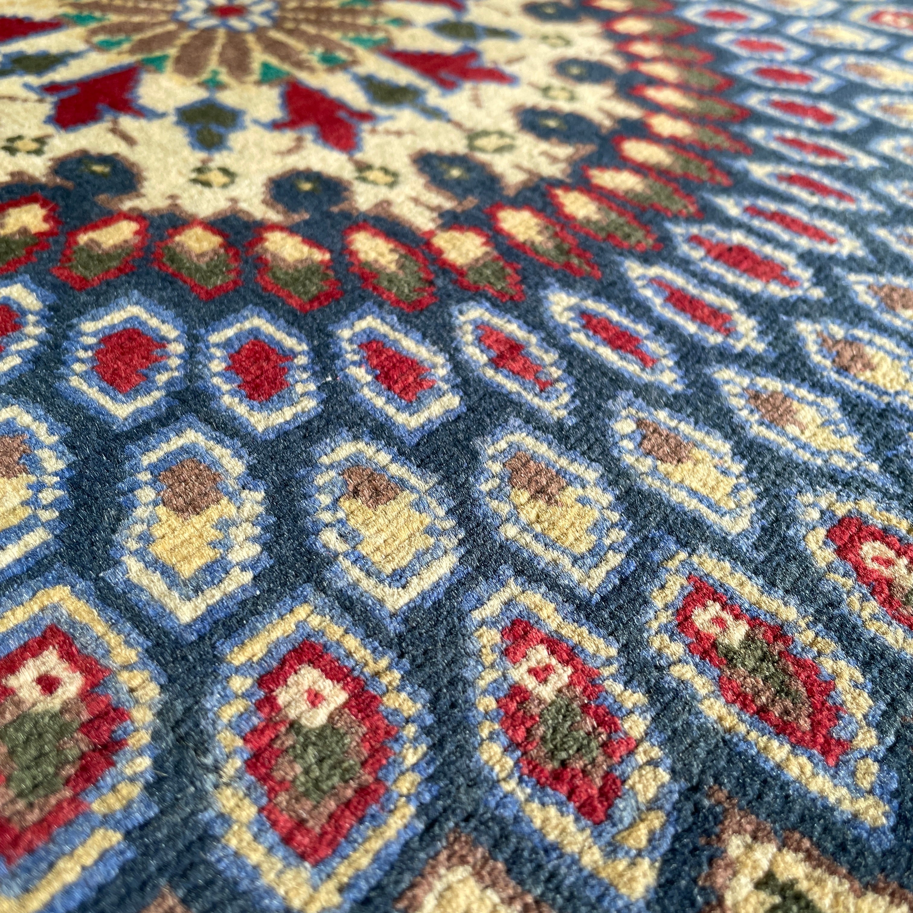 Fine Persian Parak Rug (Merino Wool)