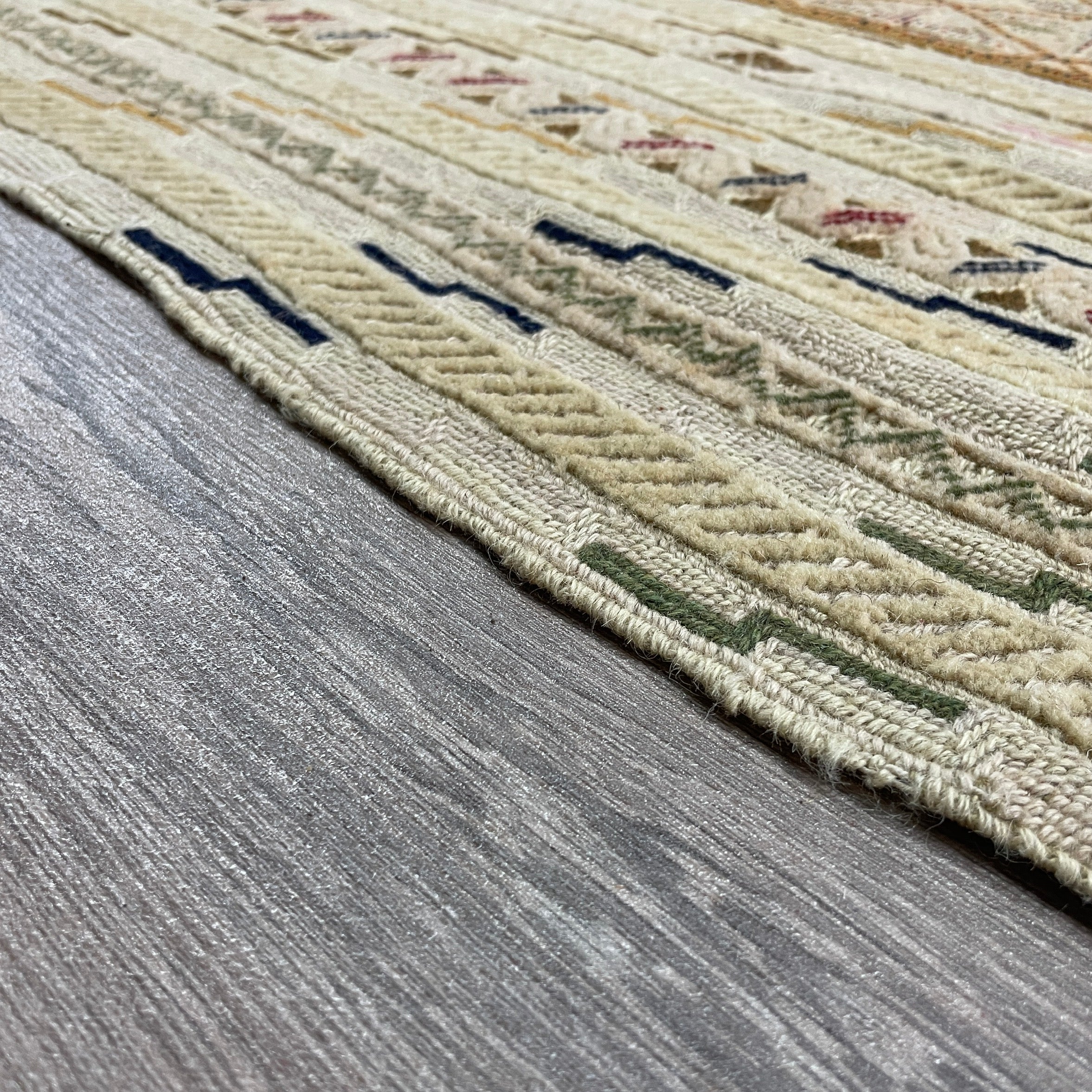 272 x 200 cm | Afghan Fine Mushwani Rug - Khorasan Rugs