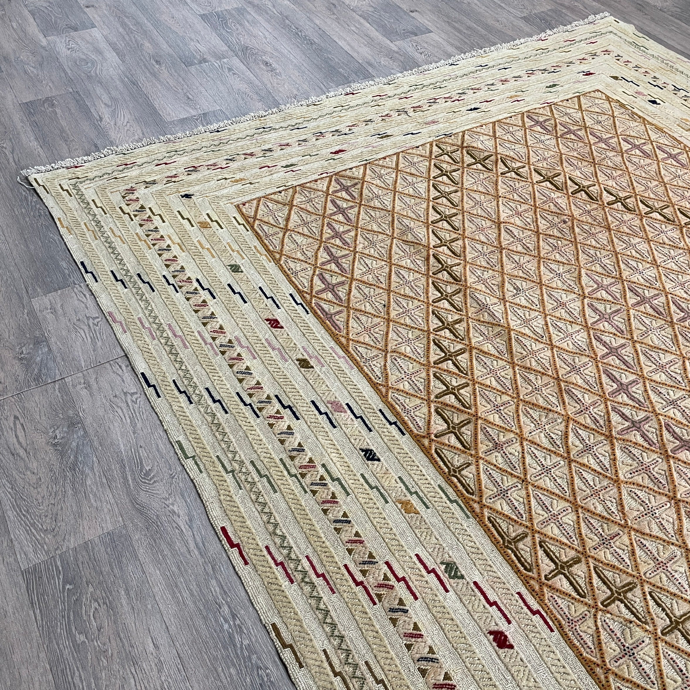 272 x 200 cm | Afghan Fine Mushwani Rug - Khorasan Rugs