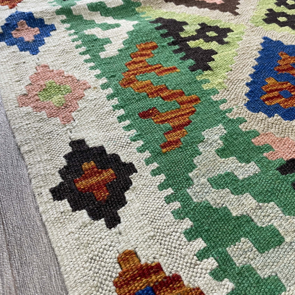 187 x 127 cm | Afghan Kilim Rug - Khorasan Rugs