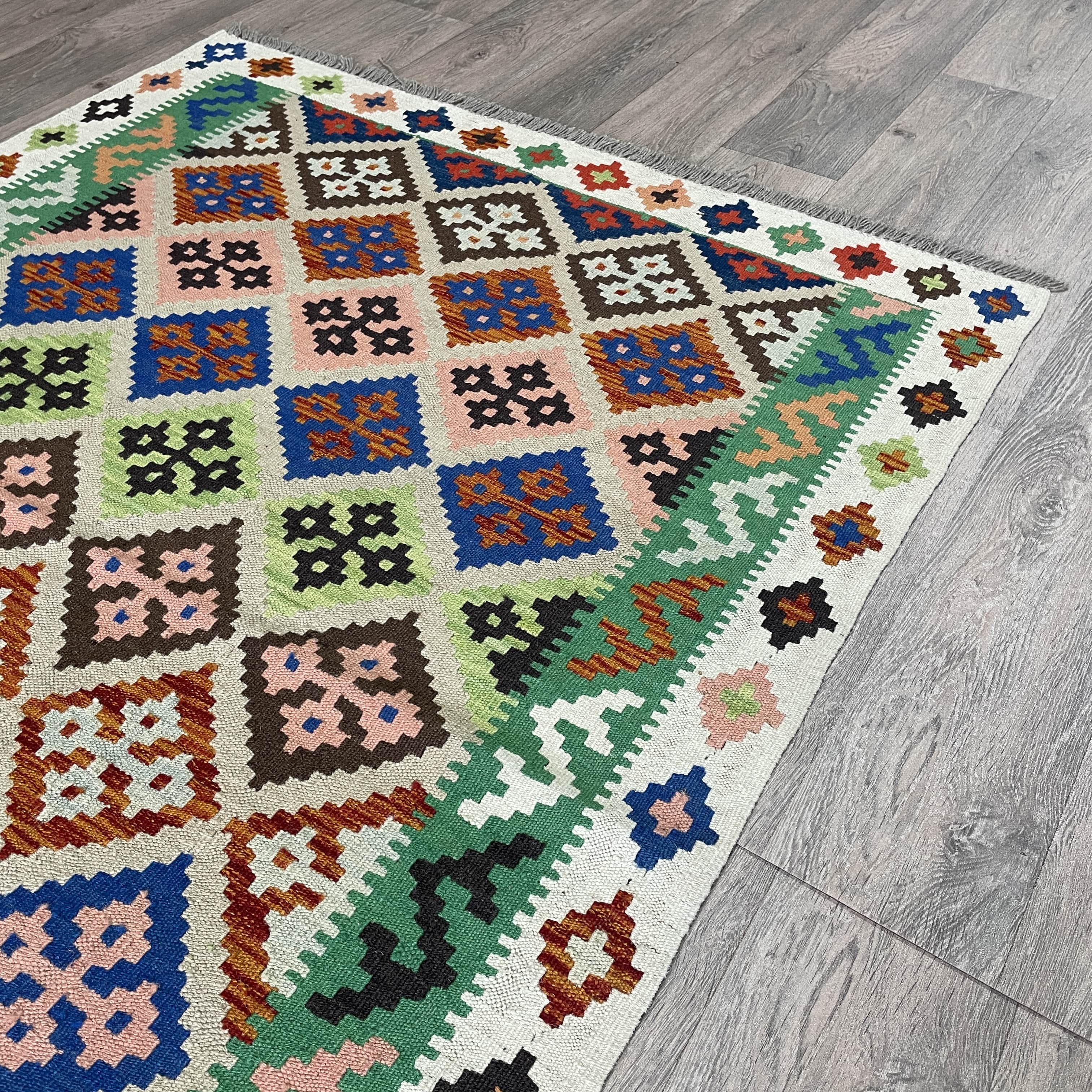 187 x 127 cm | Afghan Kilim Rug - Khorasan Rugs