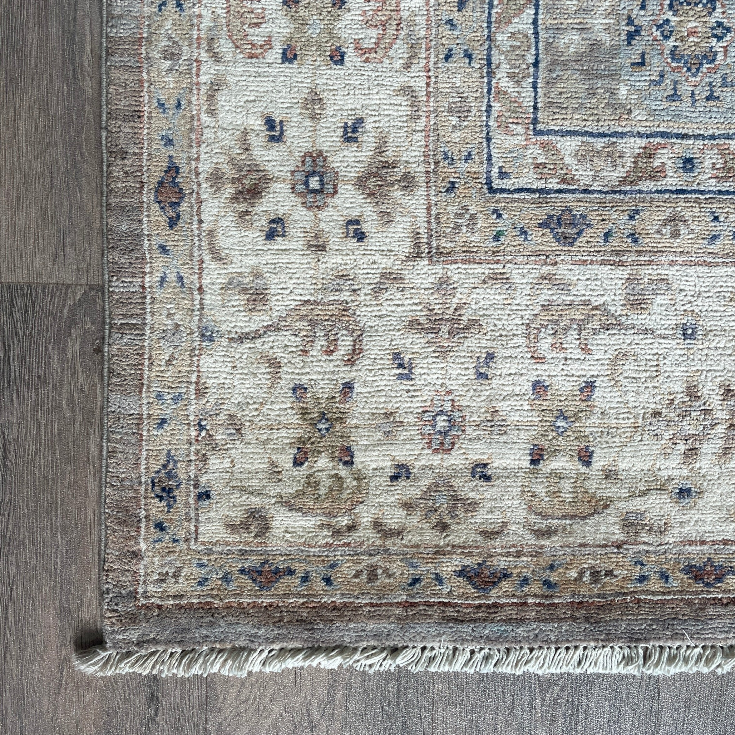 293 x 176 cm | Afghan Mamluk Rug
