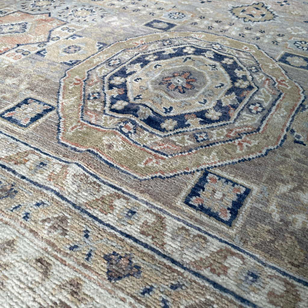 293 x 176 cm | Afghan Mamluk Rug