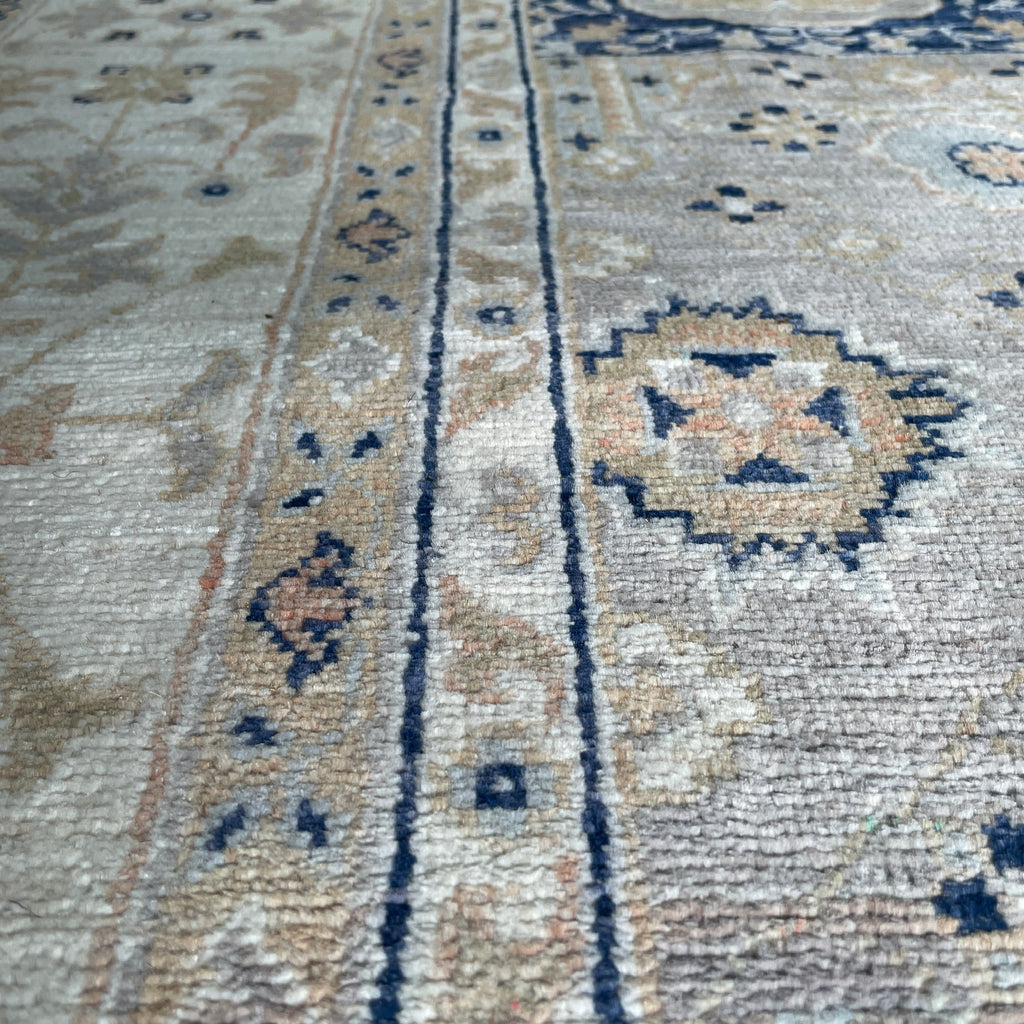293 x 176 cm | Afghan Mamluk Rug