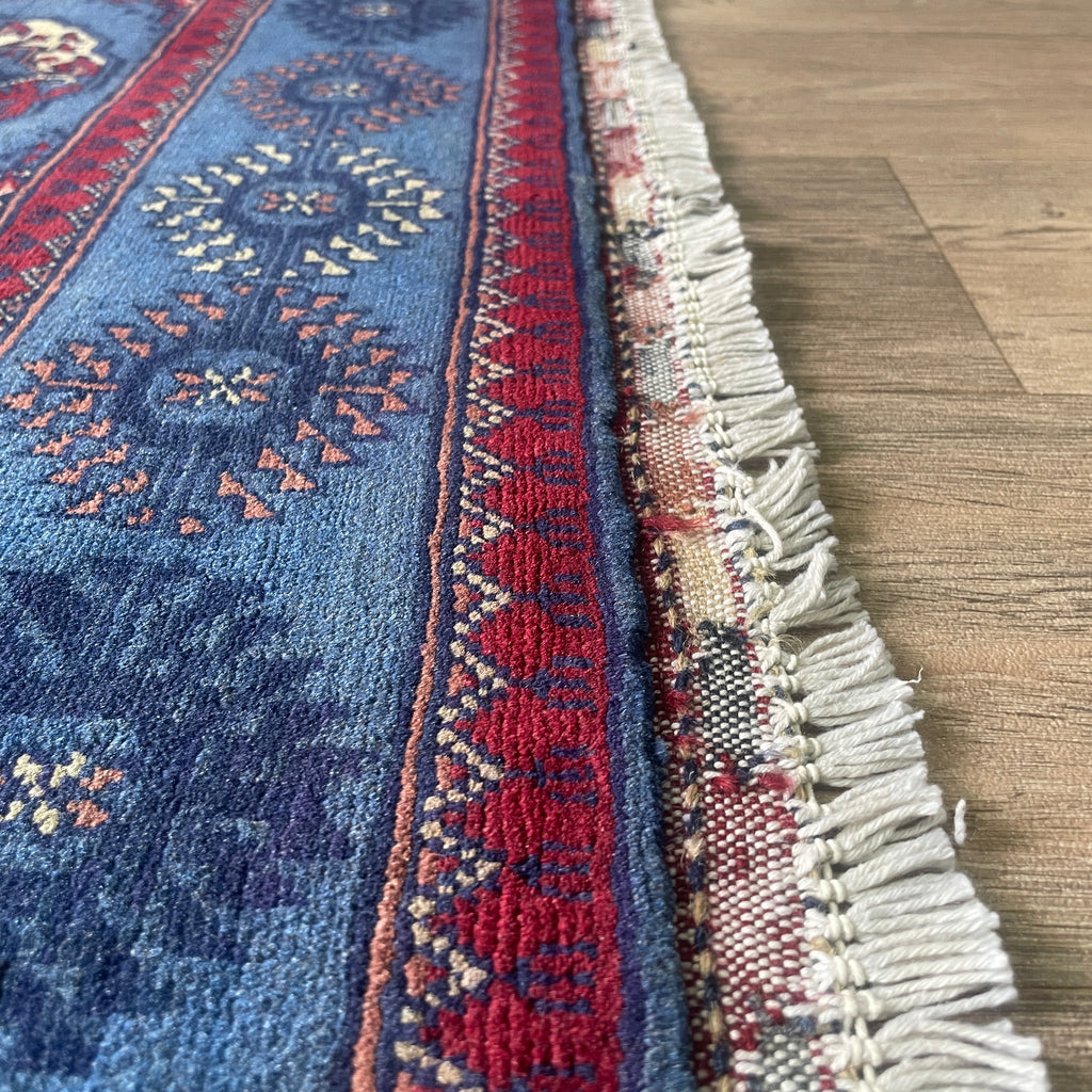 Fine Turkmen Tekke Rug (Merino Wool)