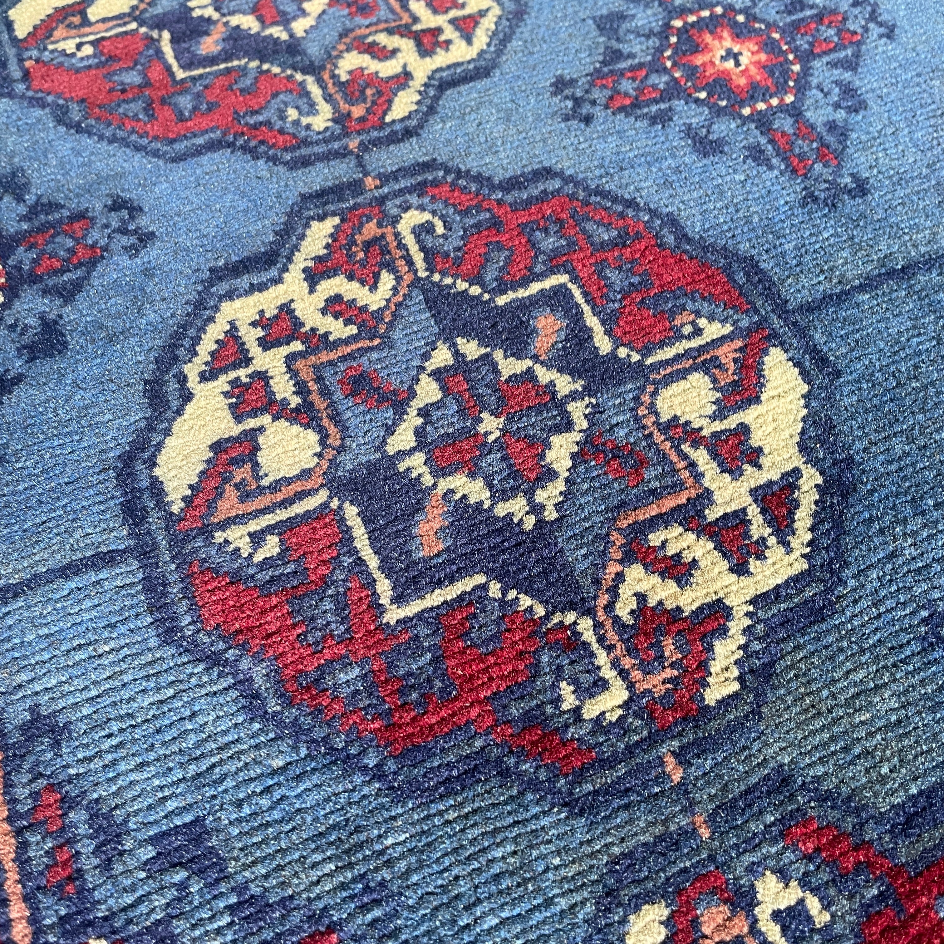 Fine Turkmen Tekke Rug (Merino Wool)