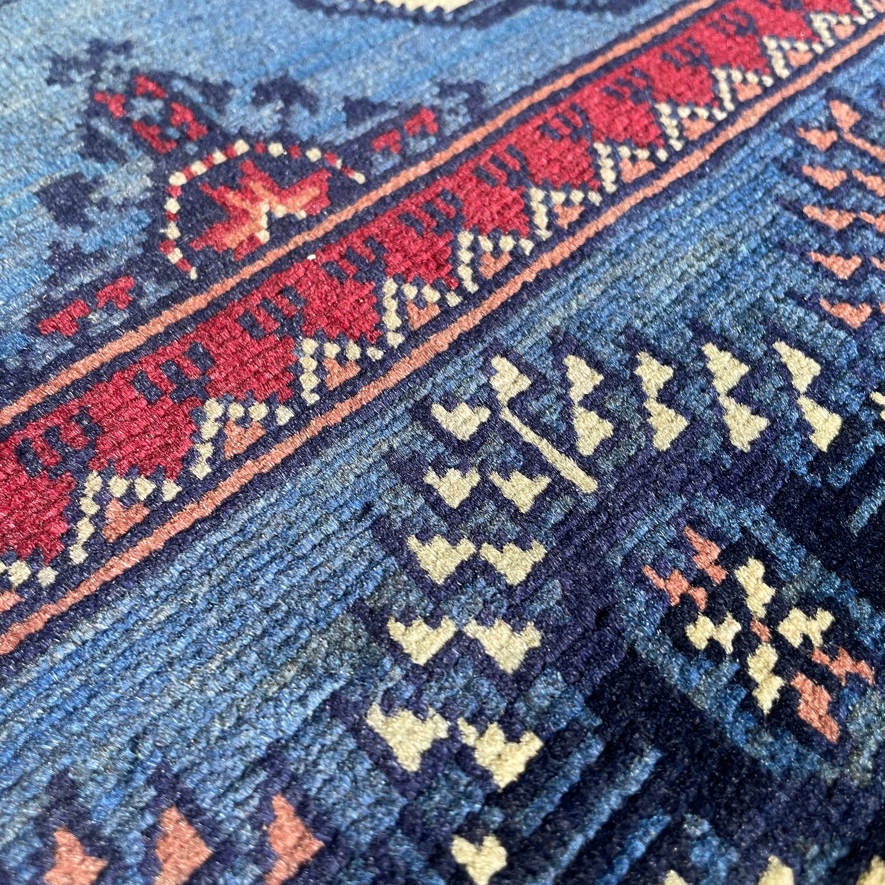 Fine Turkmen Tekke Rug (Merino Wool)