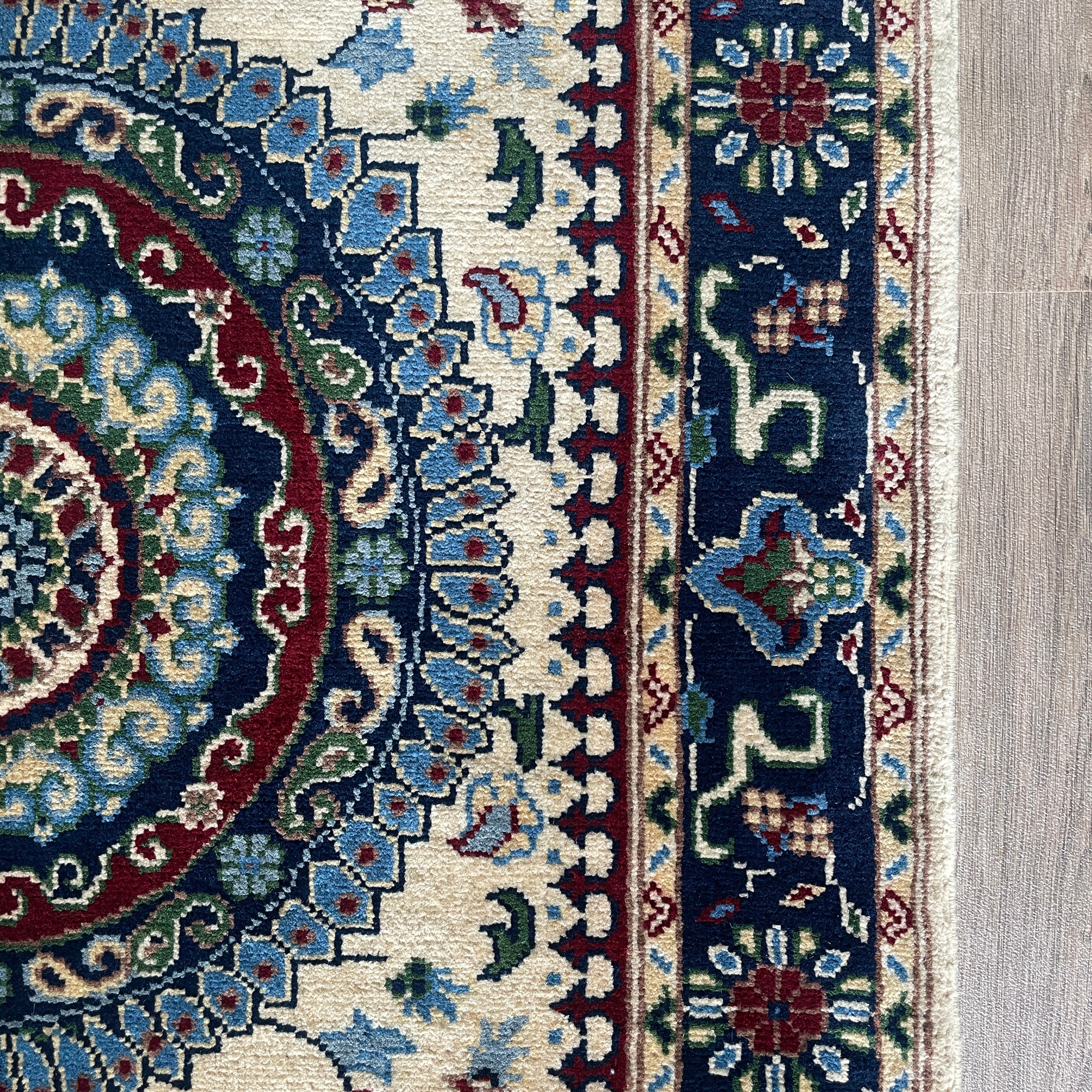 Persian Tabriz Rug (Merino Wool)