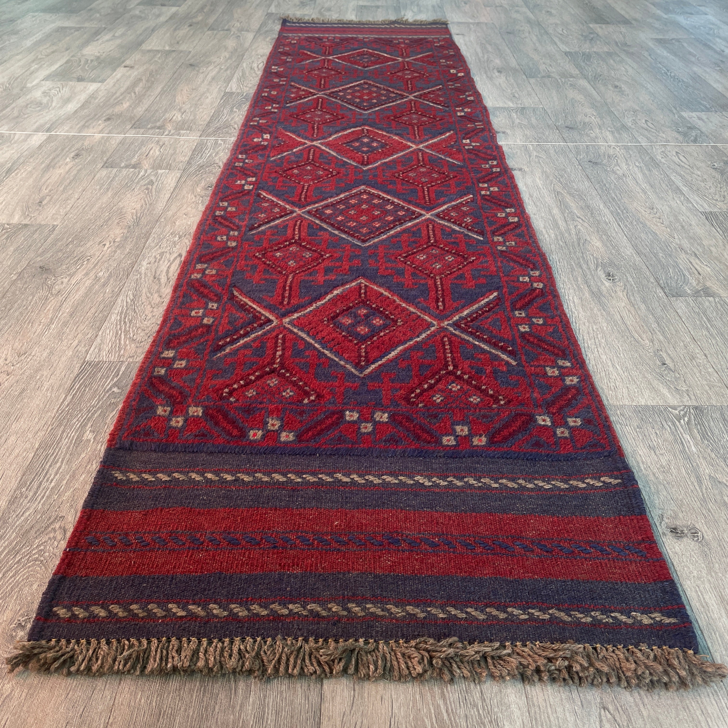 Afghan Mushwani Runner