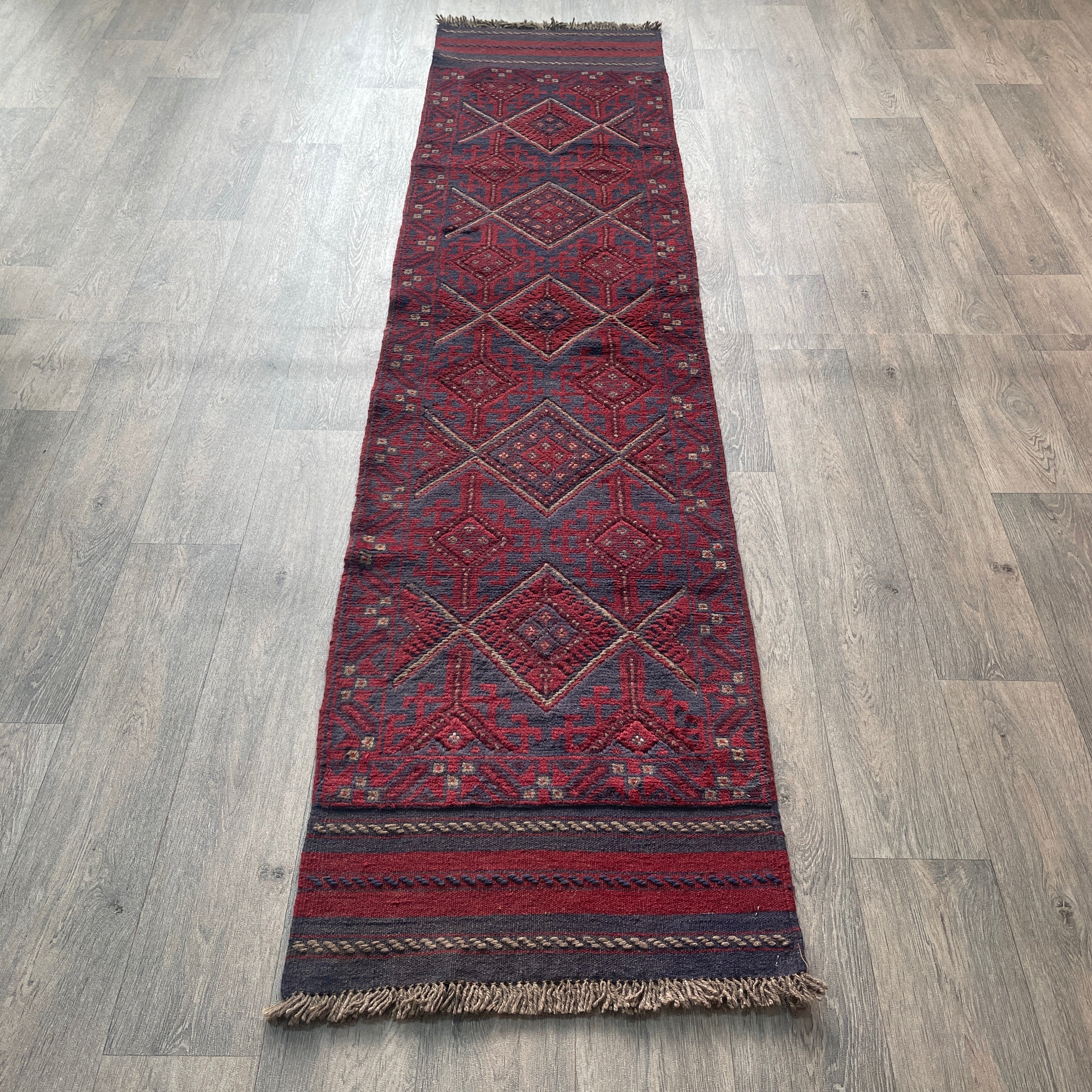 Afghan Mushwani Runner