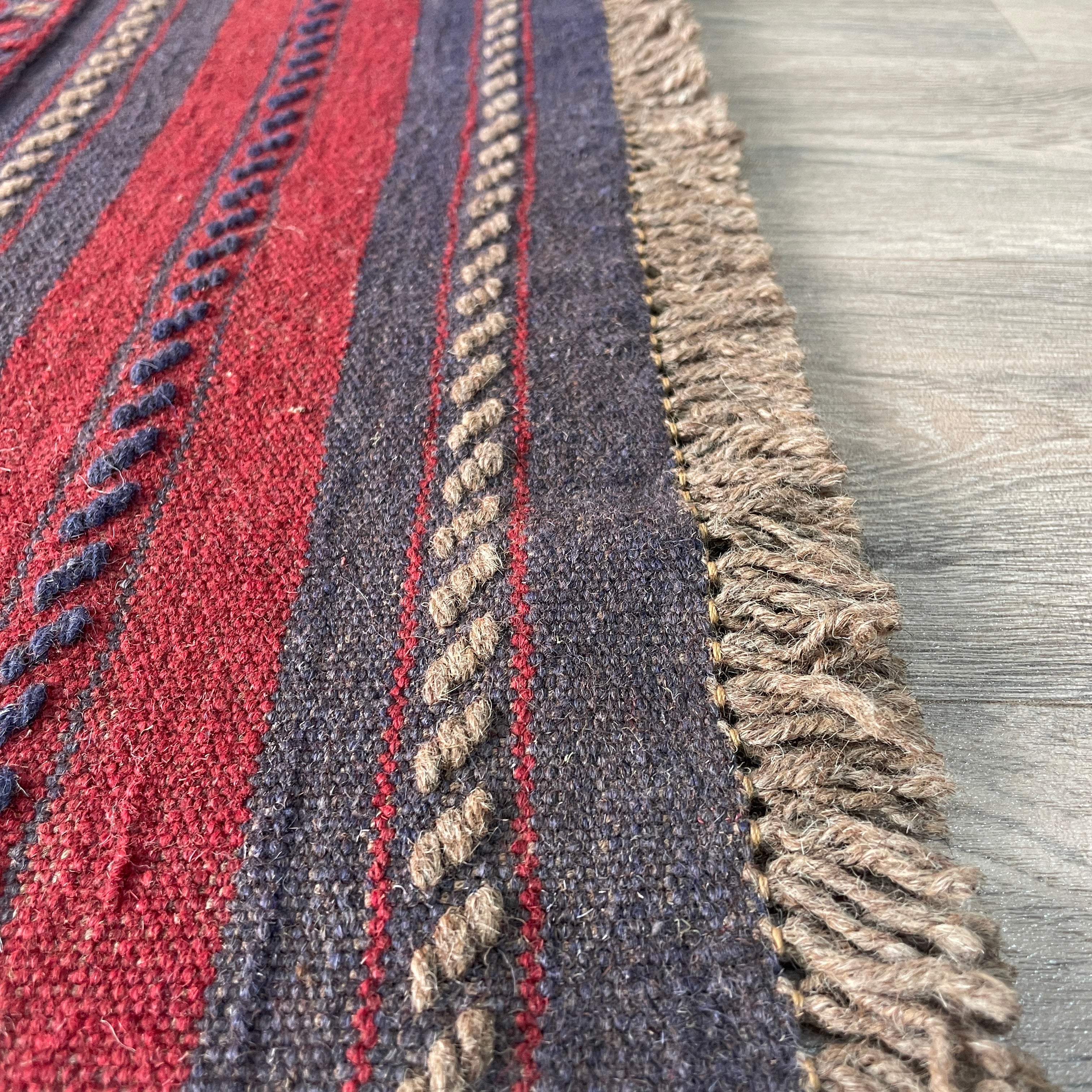 Afghan Mushwani Runner