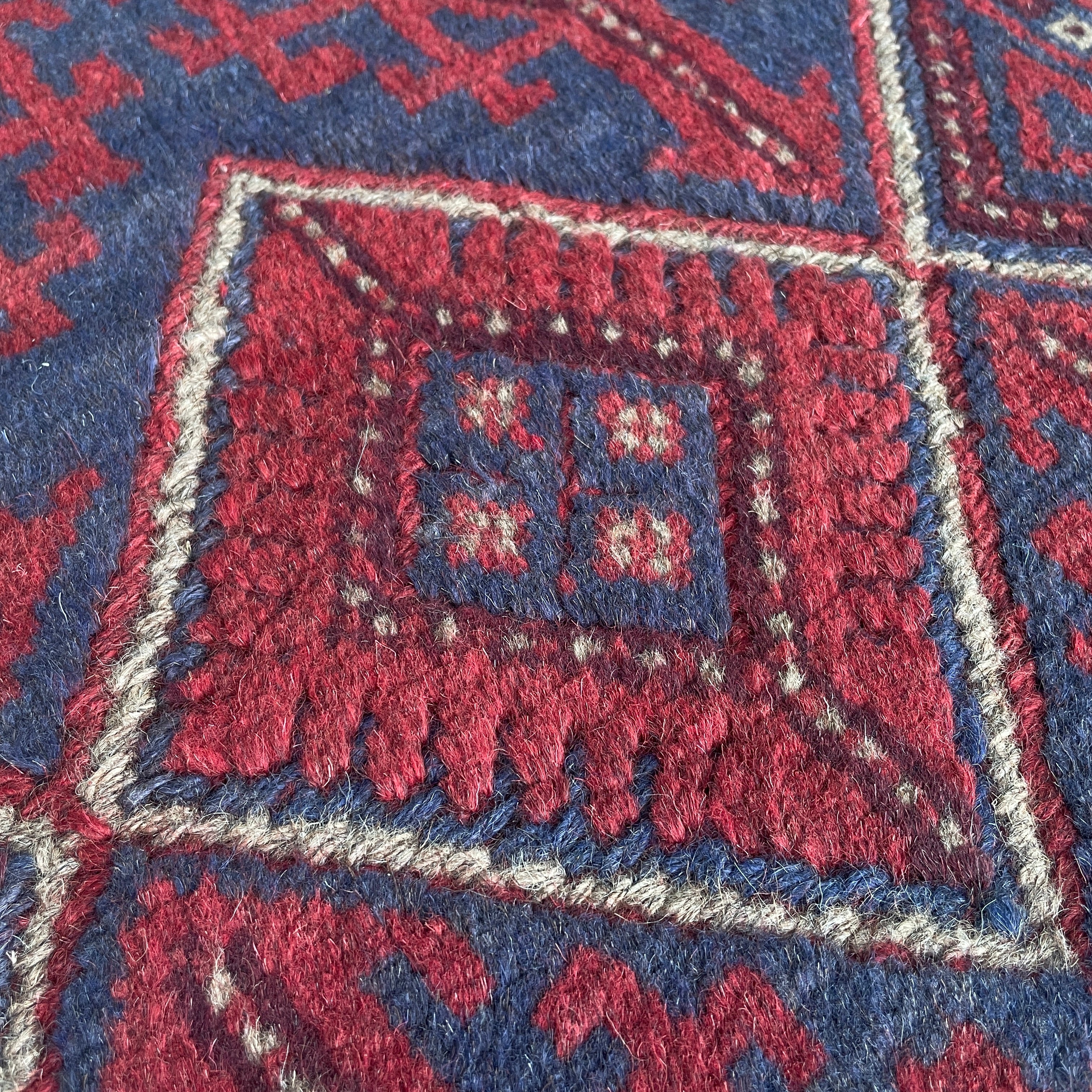 Afghan Mushwani Runner