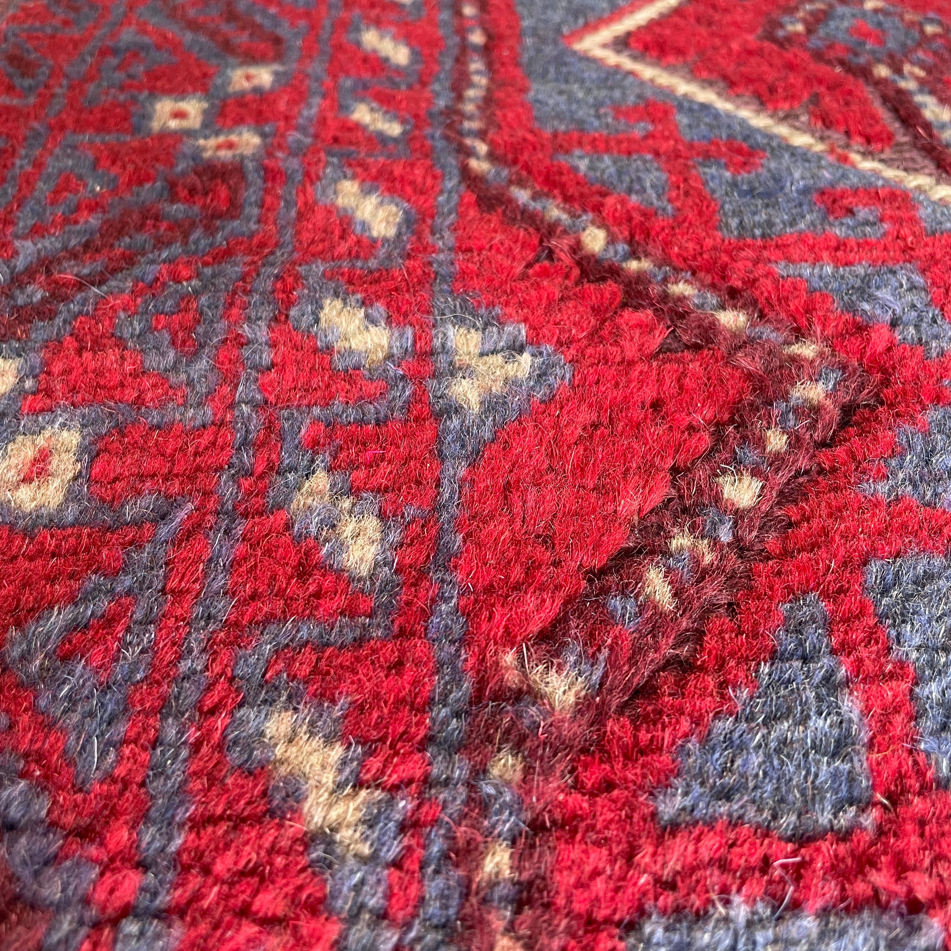 Afghan Mushwani Runner