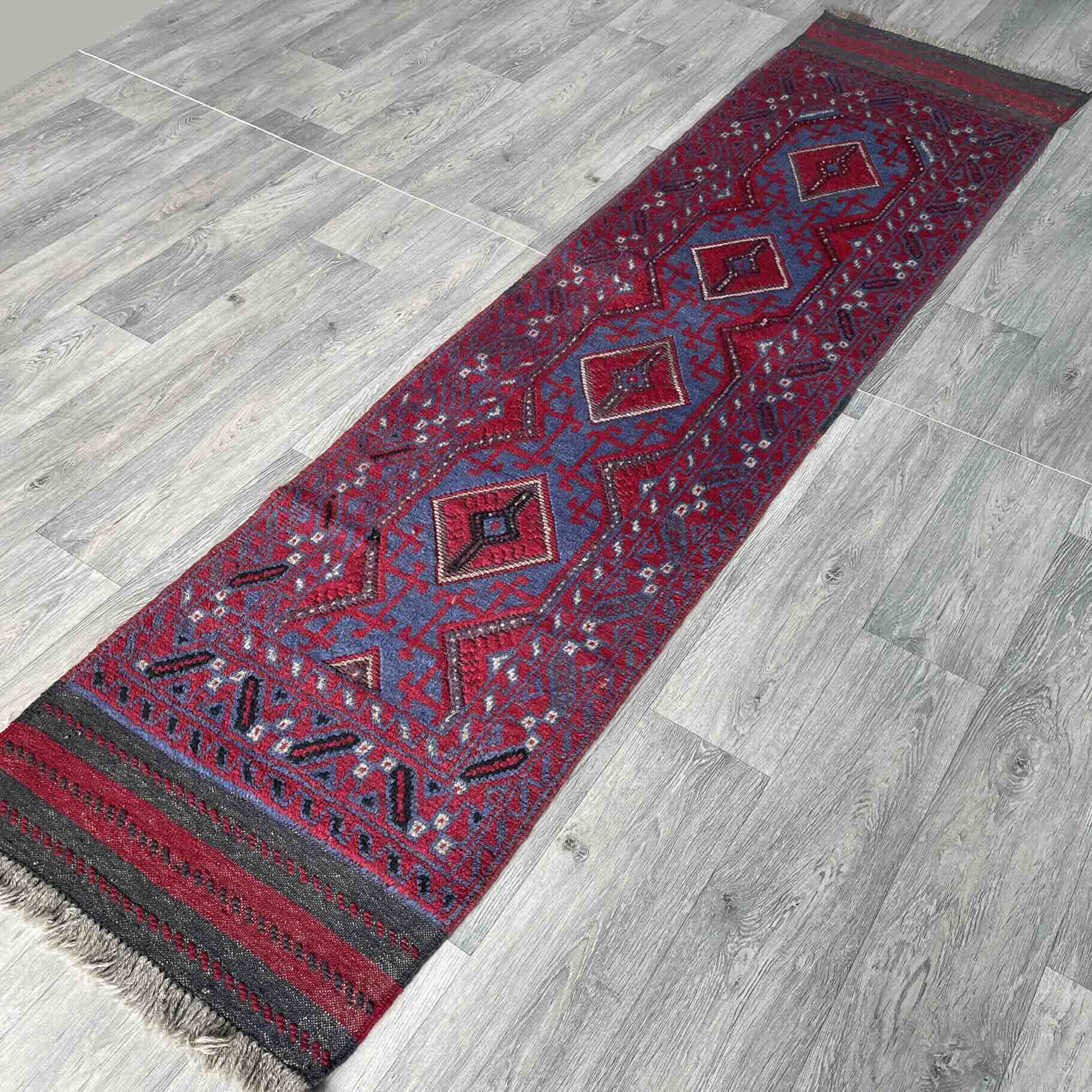 Afghan Mushwani Runner