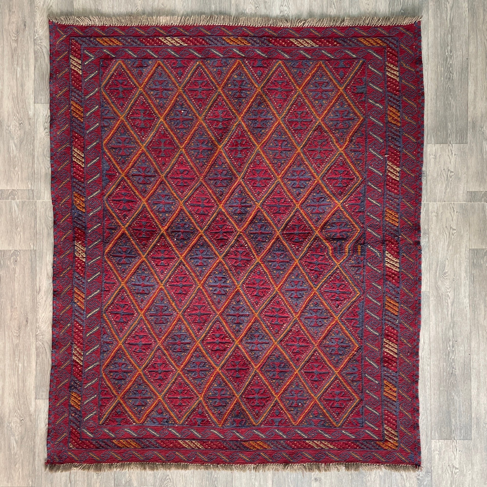 192 x 157 cm | Afghan Mushwani Rug