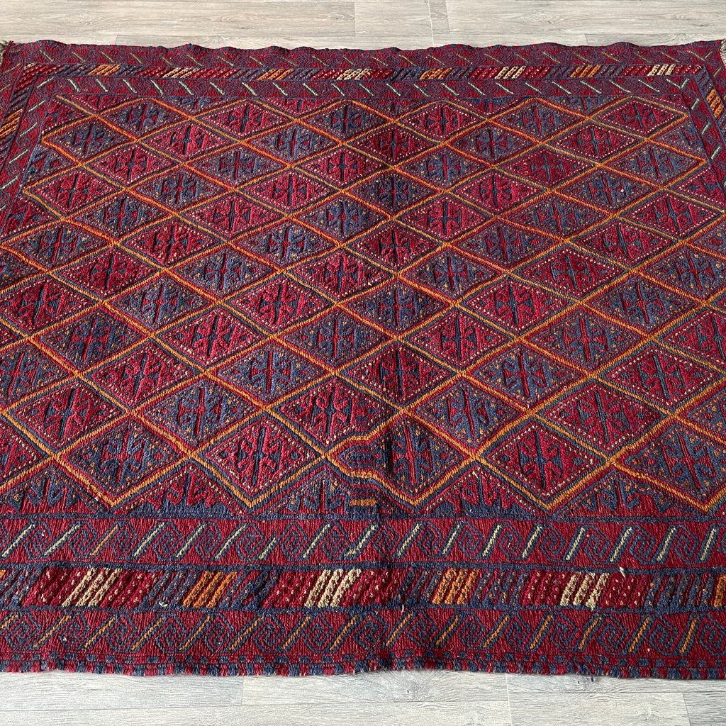 192 x 157 cm | Afghan Mushwani Rug