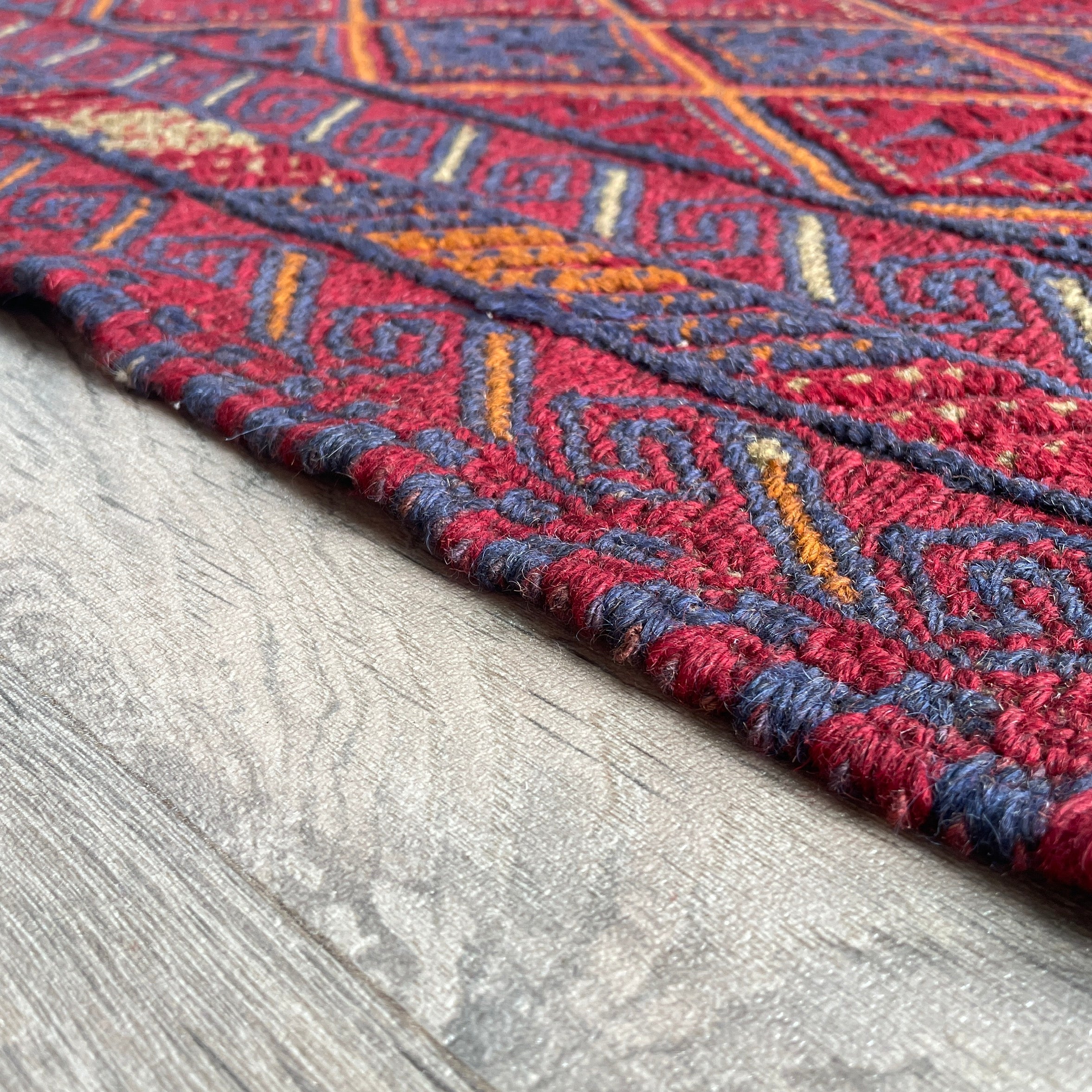 192 x 157 cm | Afghan Mushwani Rug