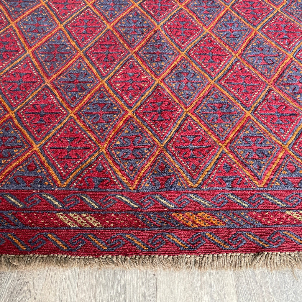 192 x 157 cm | Afghan Mushwani Rug