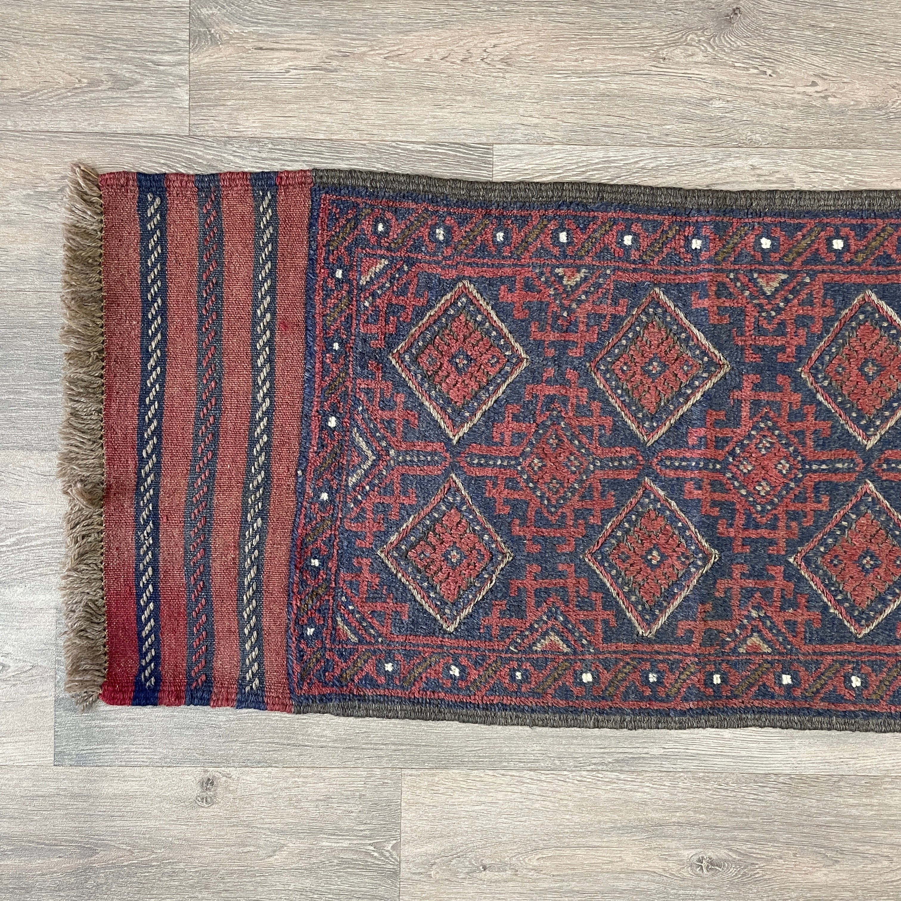 Afghan Mushwani Runner