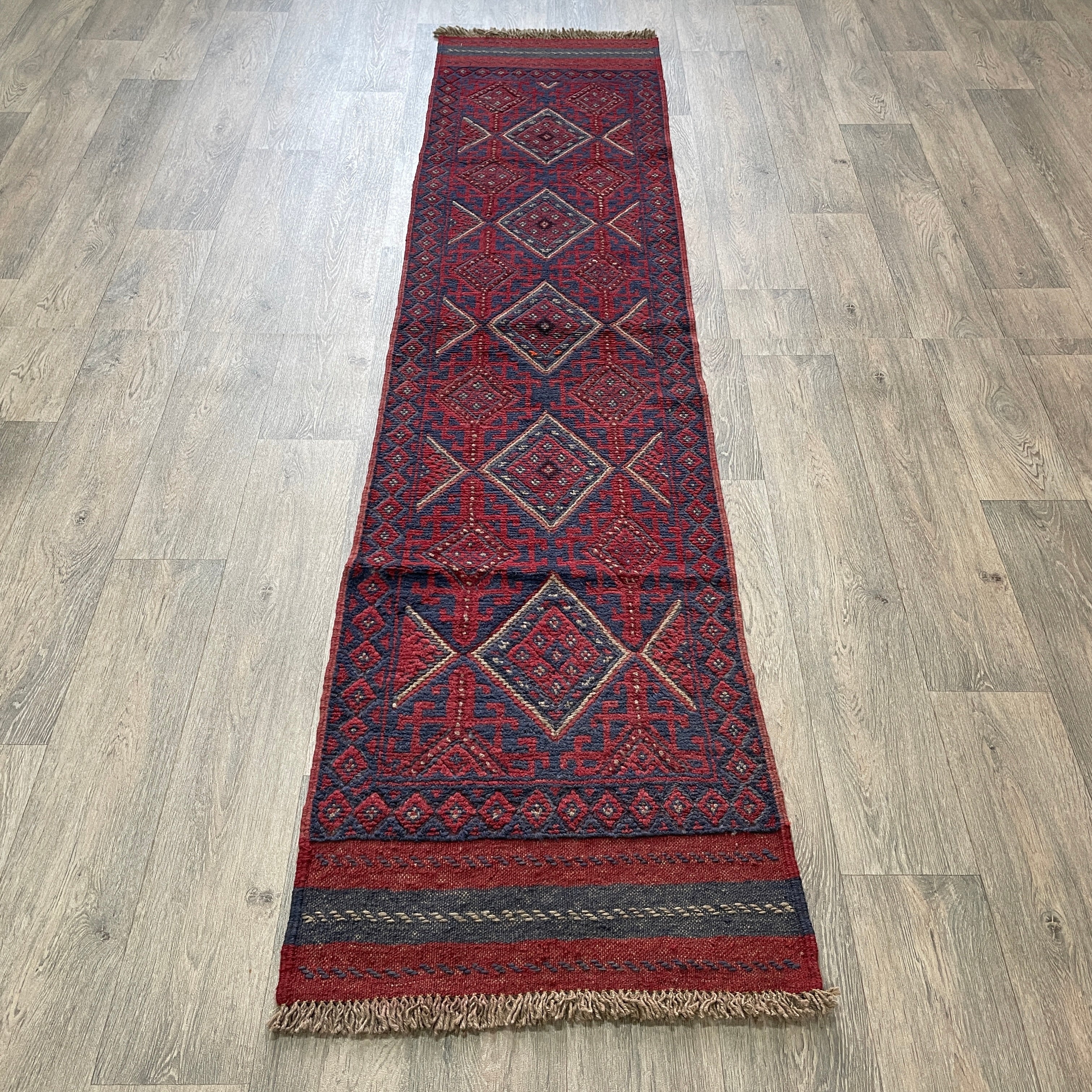 Afghan Mushwani Runner