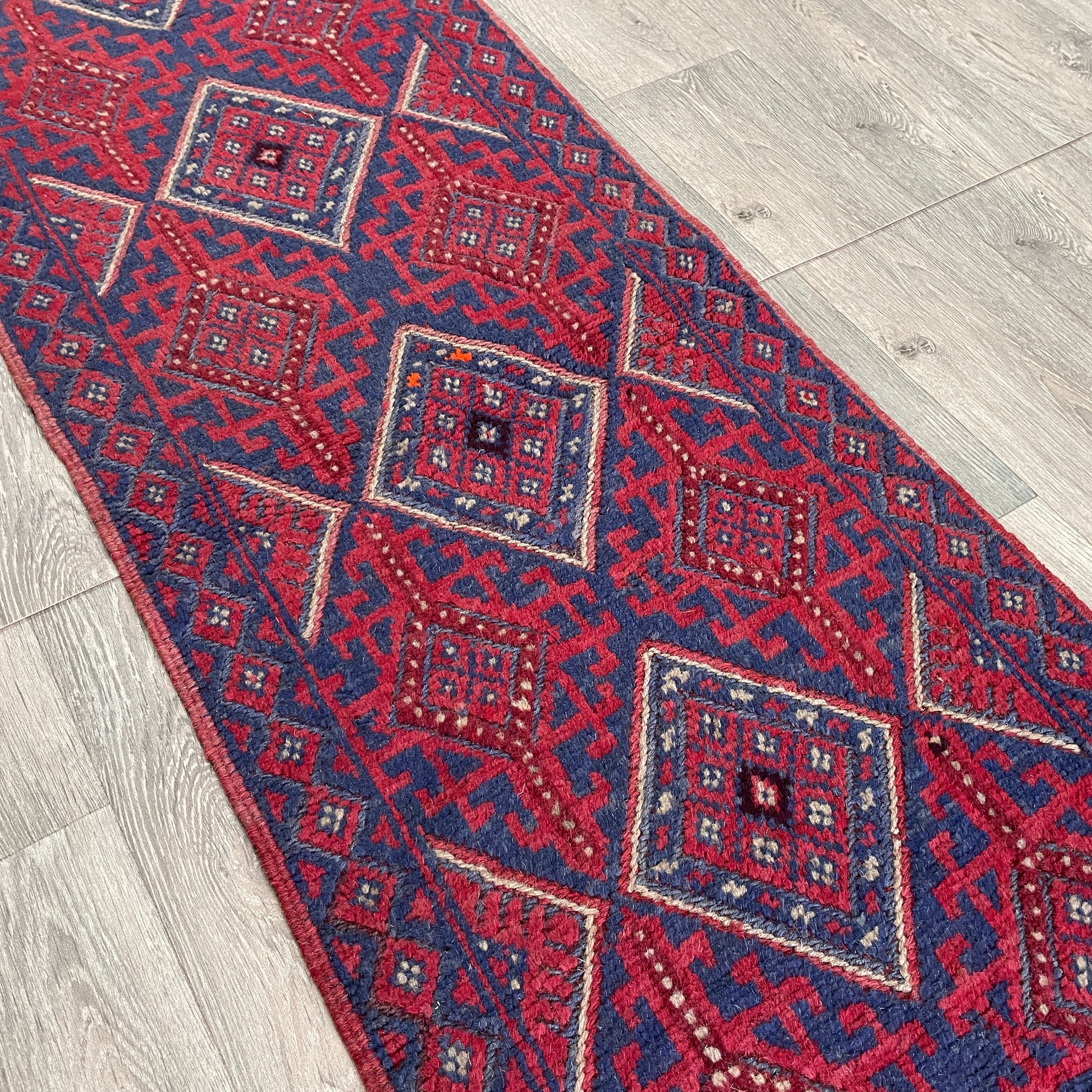 Afghan Mushwani Runner