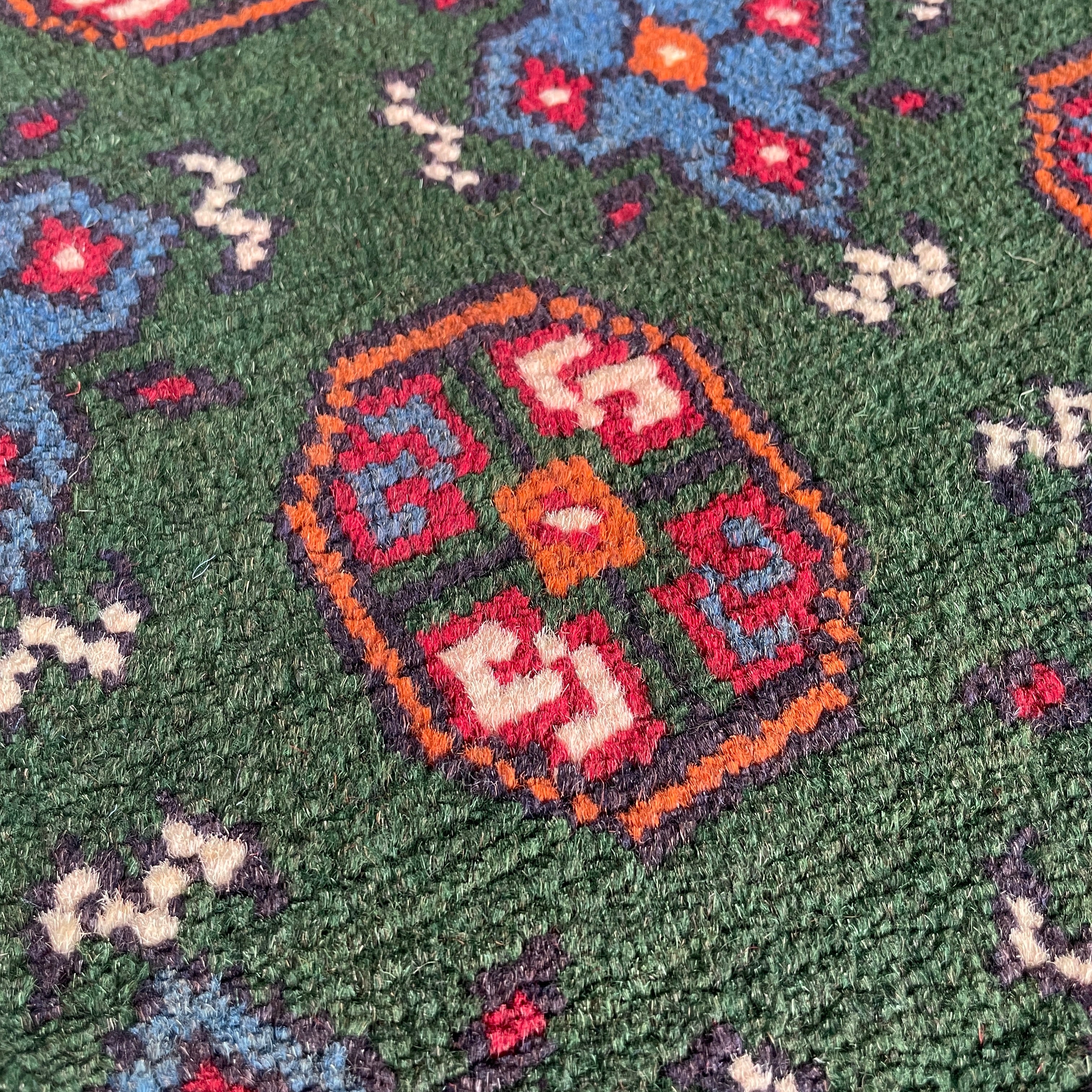 Afghan Aqcha Rug 'Mawri Gul'