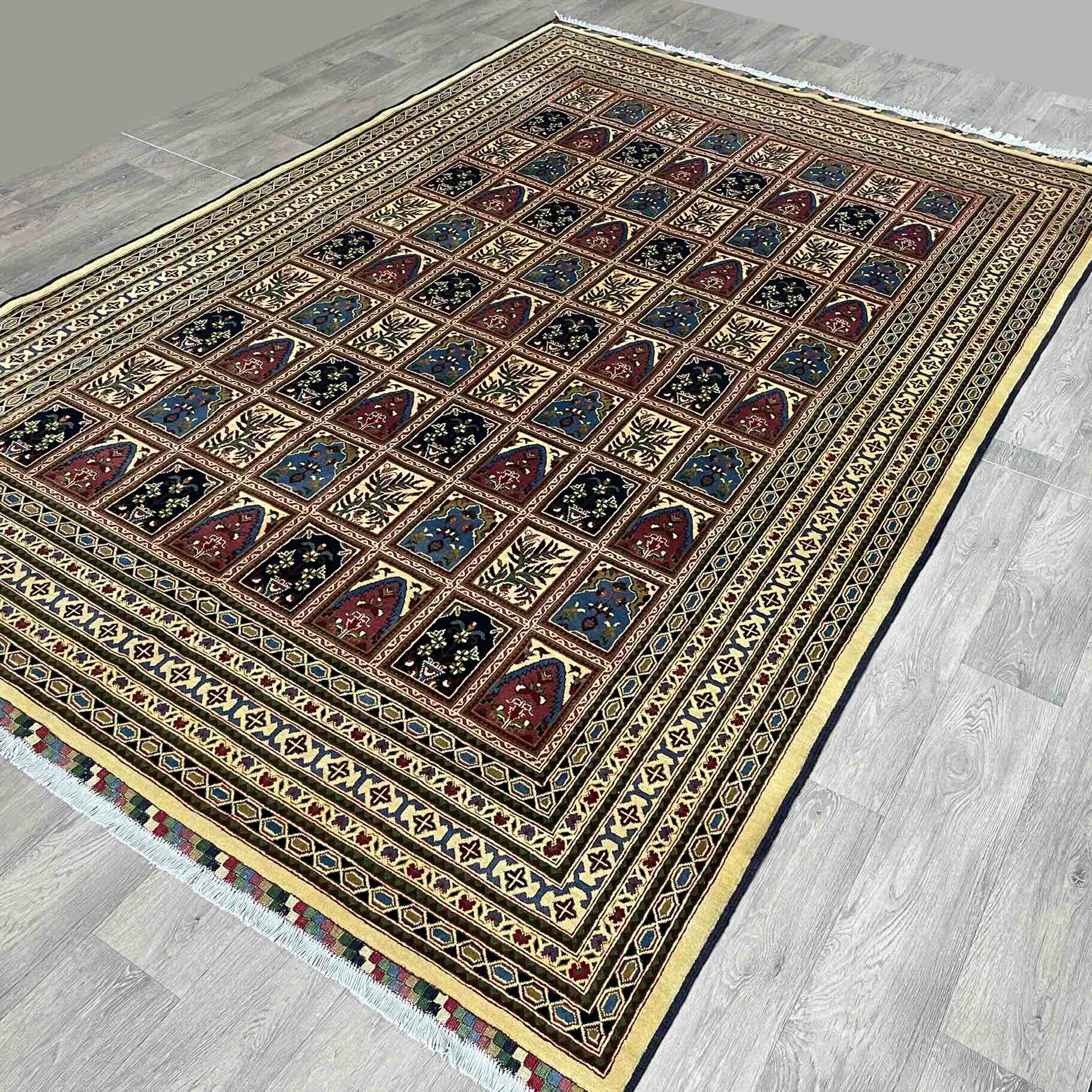 Afghan Ziegler Rug 'Tray of Flowers' (Merino Wool)