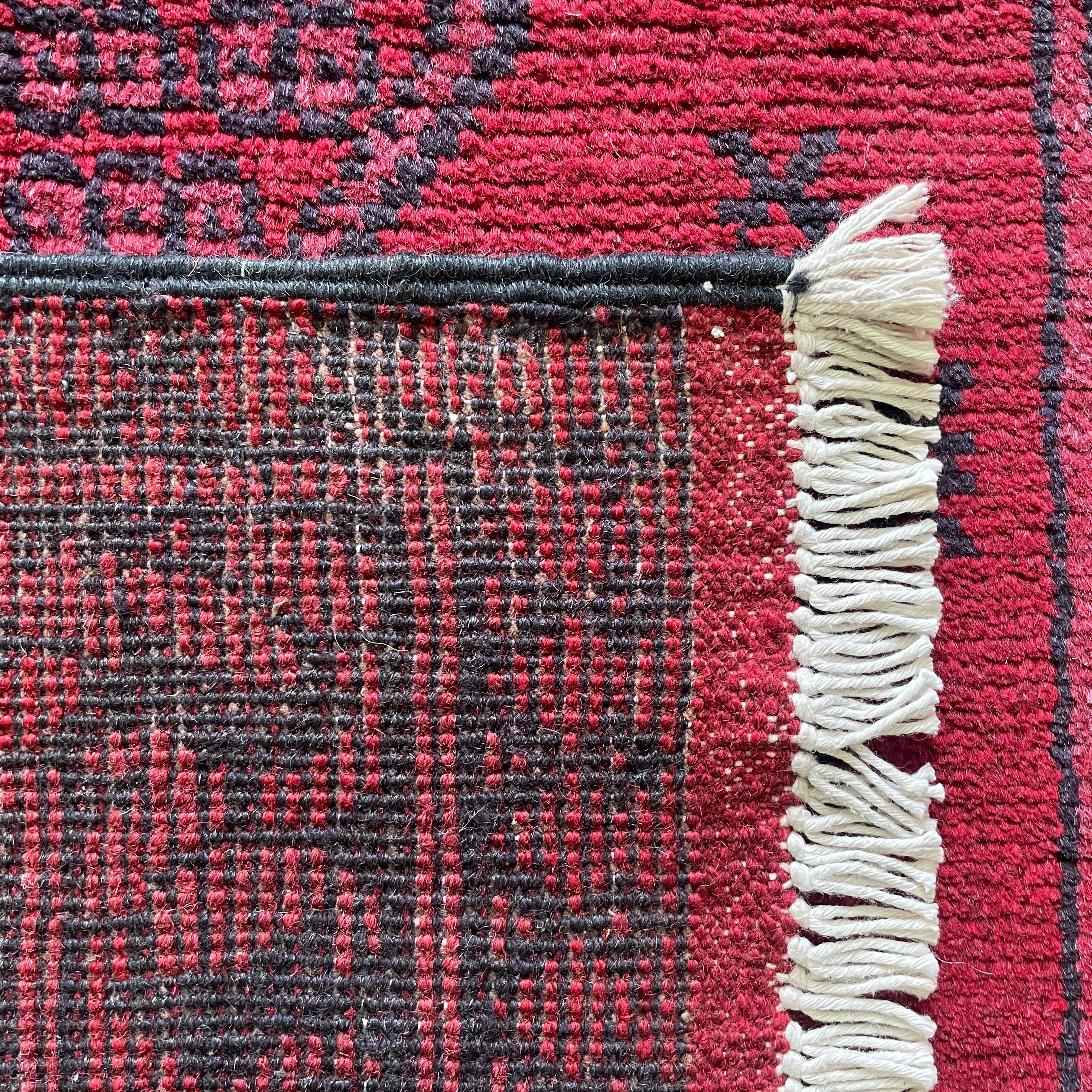 Afghan Aqcha Runner