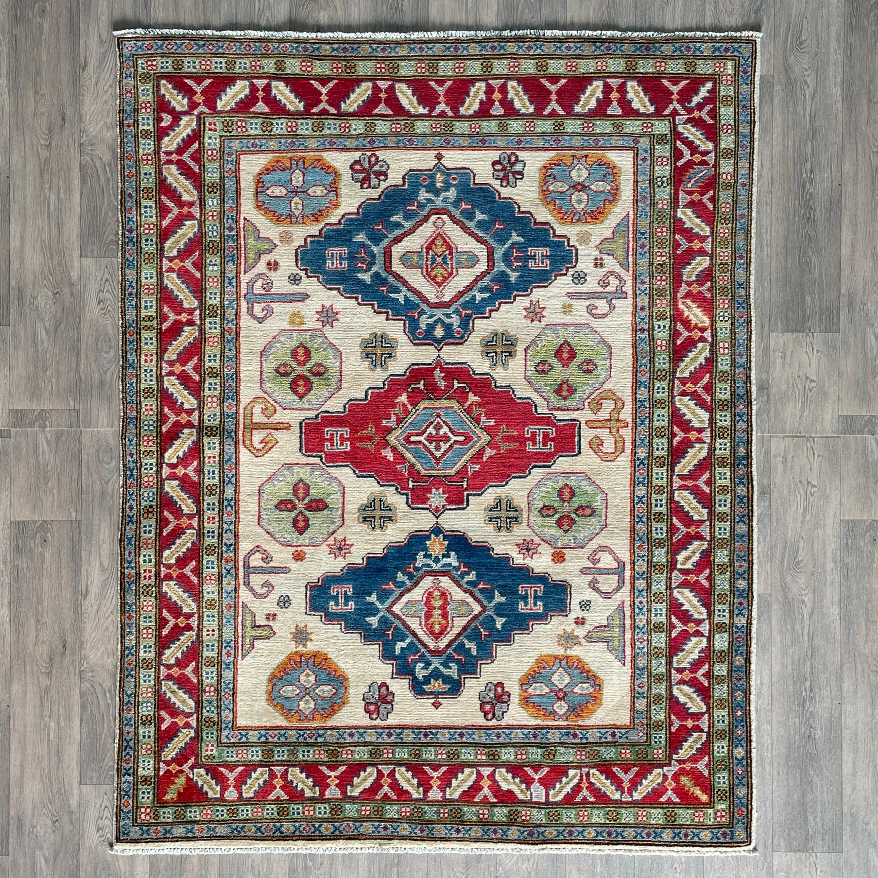 198 x 154 cm | Afghan Kazak Yakash Rug