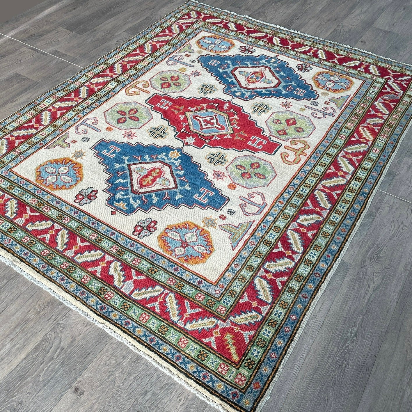 198 x 154 cm | Afghan Kazak Yakash Rug