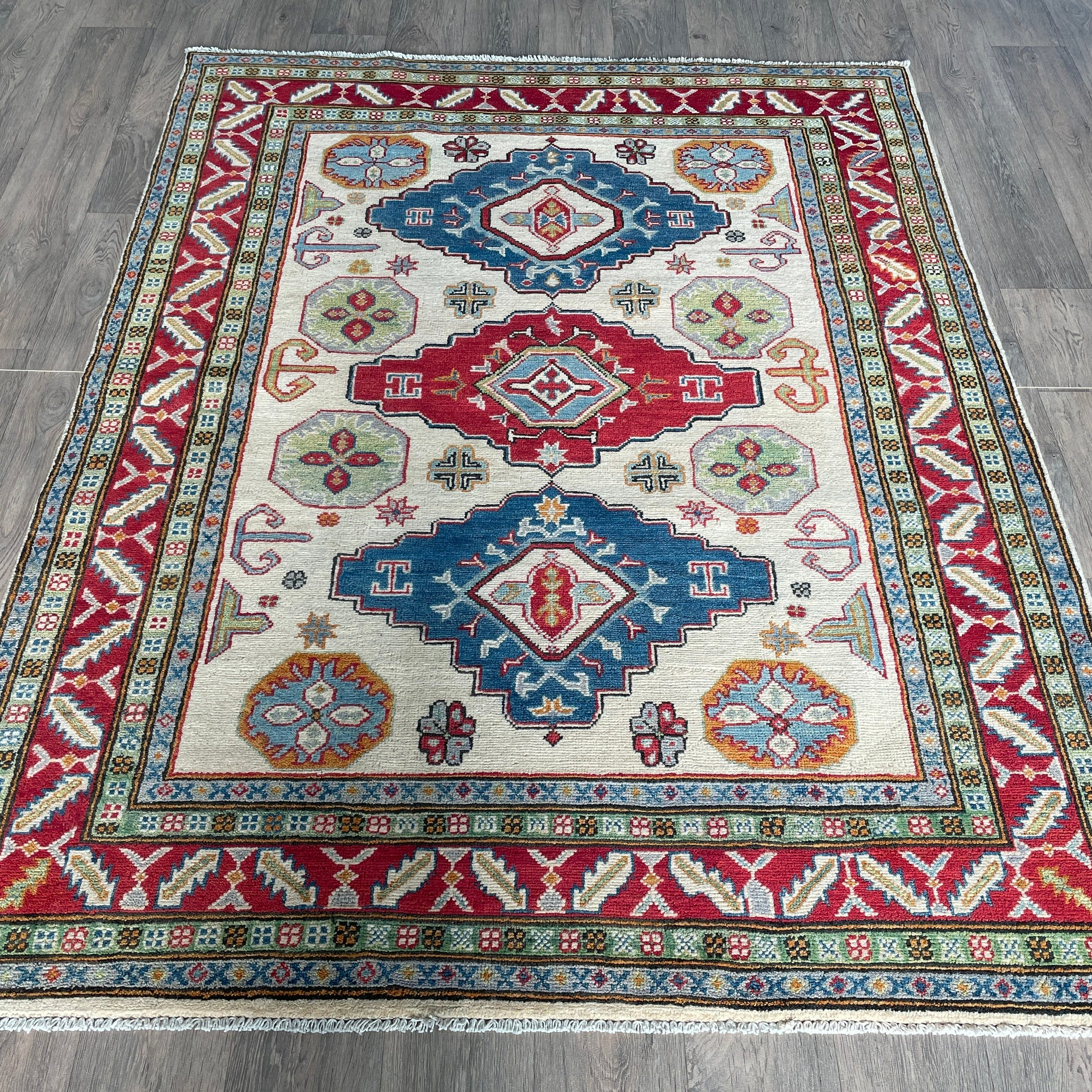 198 x 154 cm | Afghan Kazak Yakash Rug