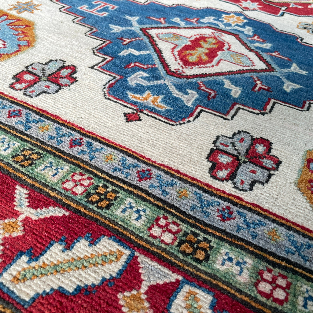 198 x 154 cm | Afghan Kazak Yakash Rug