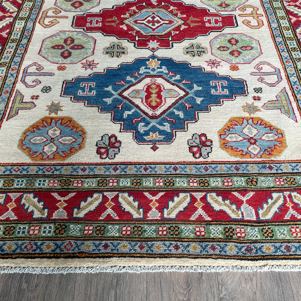 198 x 154 cm | Afghan Kazak Yakash Rug