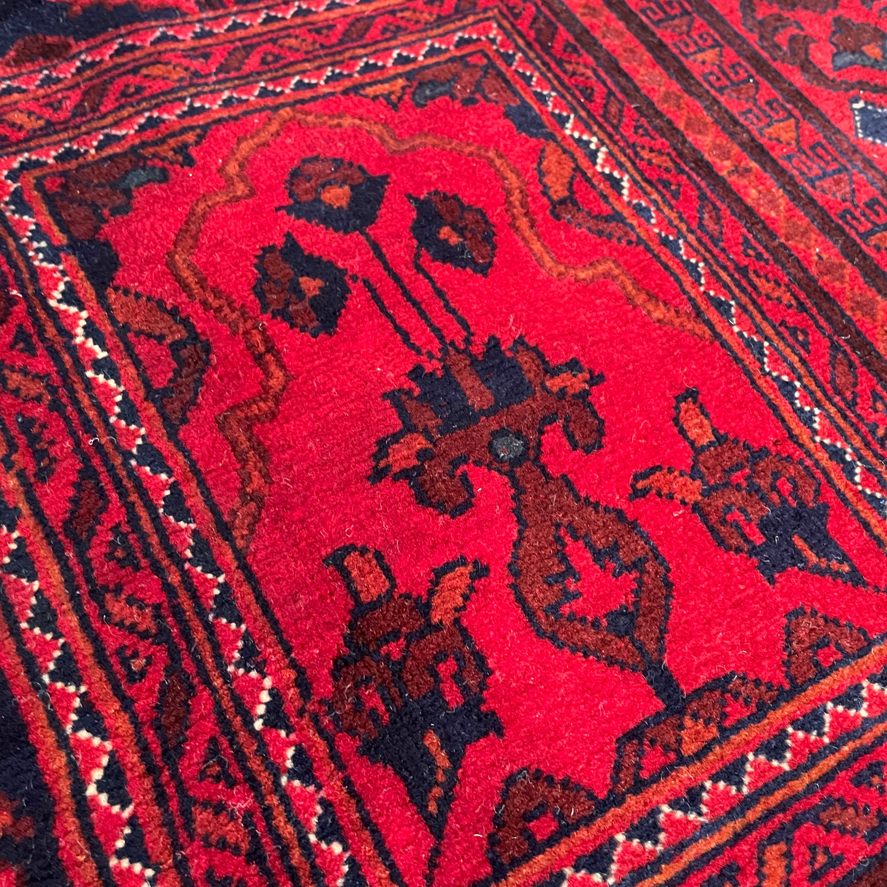 Fine Afghan Khal Muhammadi Rug (Belgian Wool)