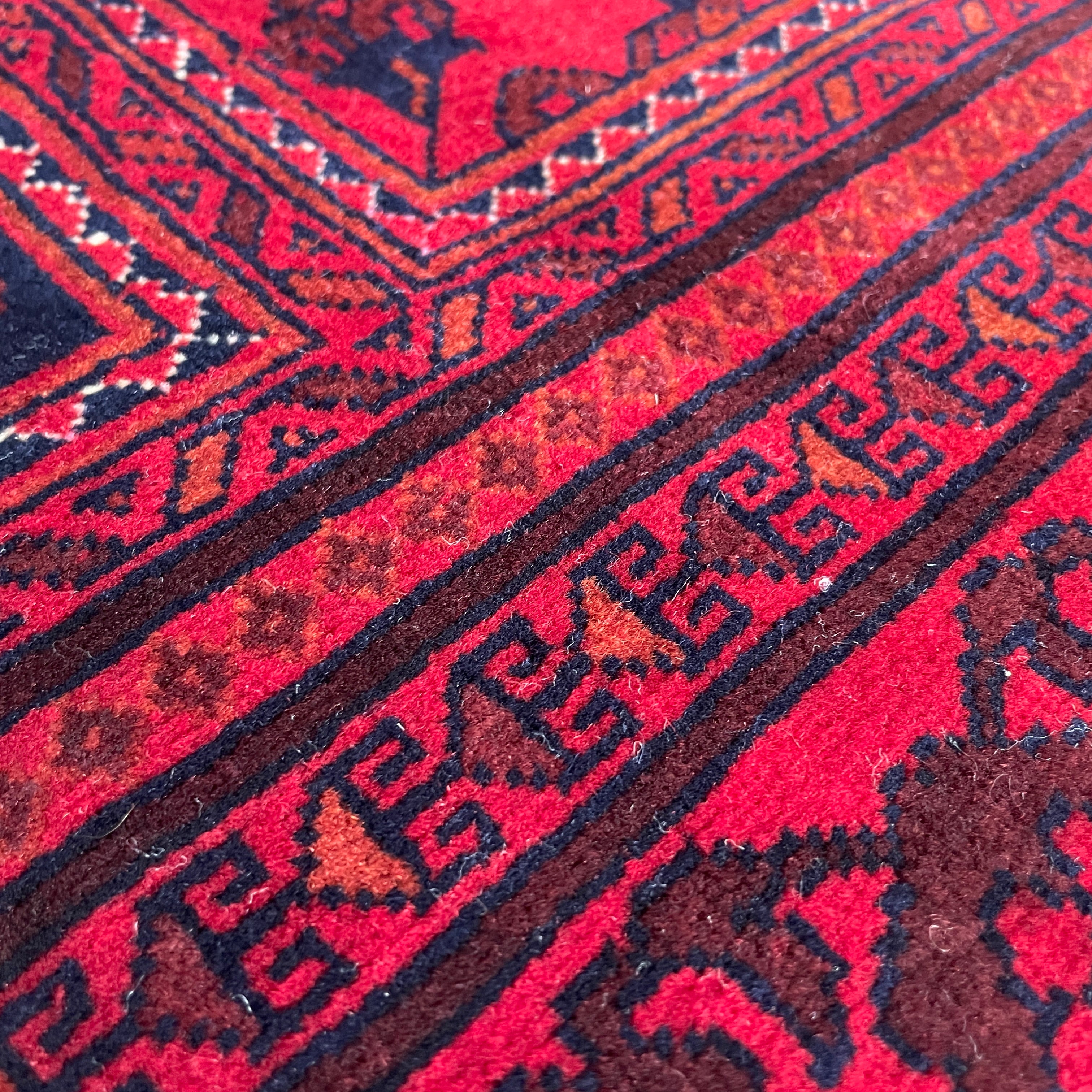 Fine Afghan Khal Muhammadi Rug (Belgian Wool)