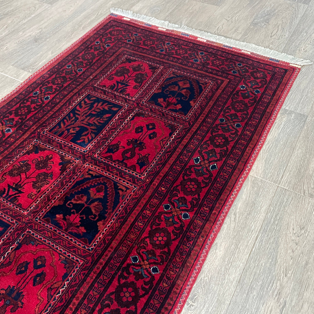 Fine Afghan Khal Muhammadi Rug (Belgian Wool)