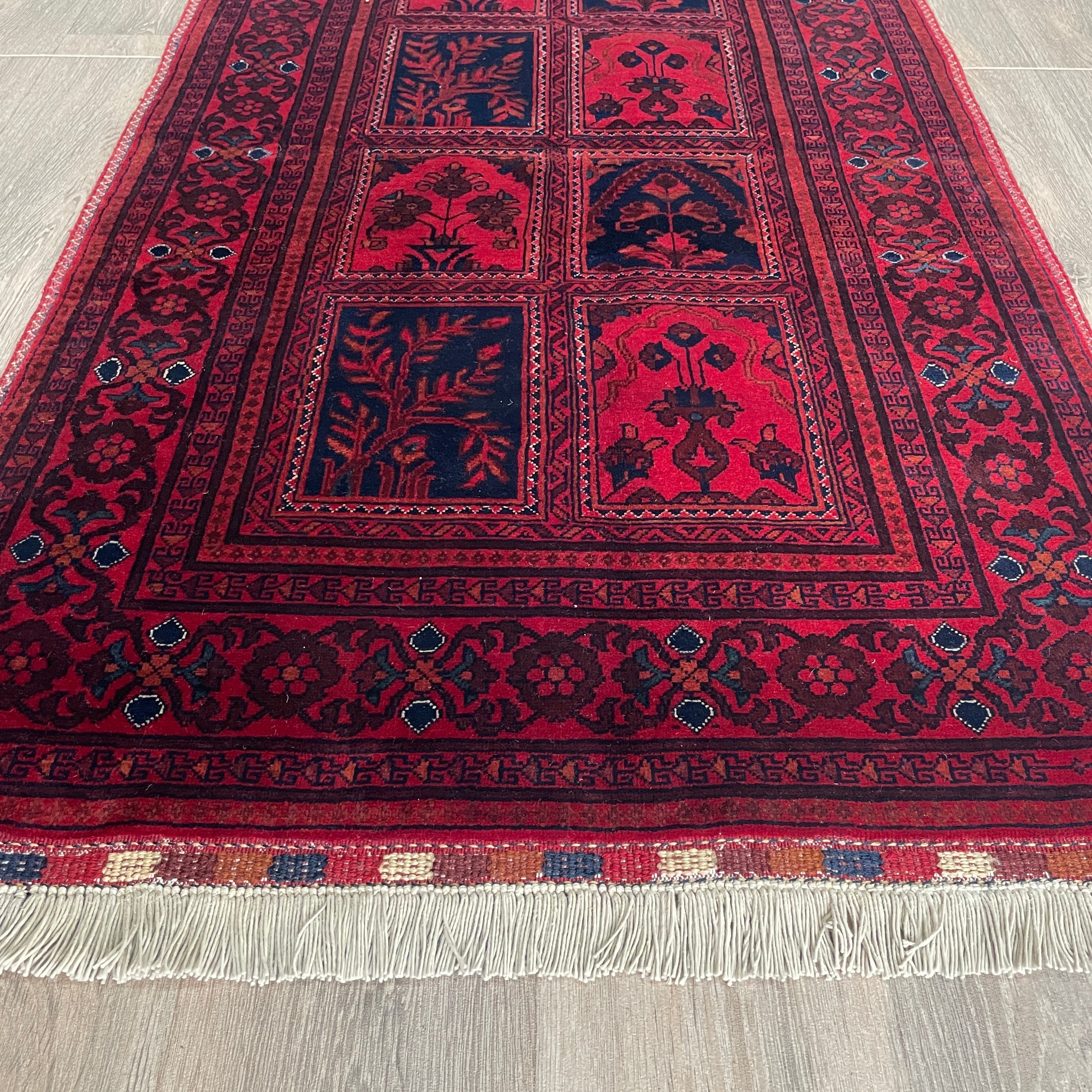 Fine Afghan Khal Muhammadi Rug (Belgian Wool)