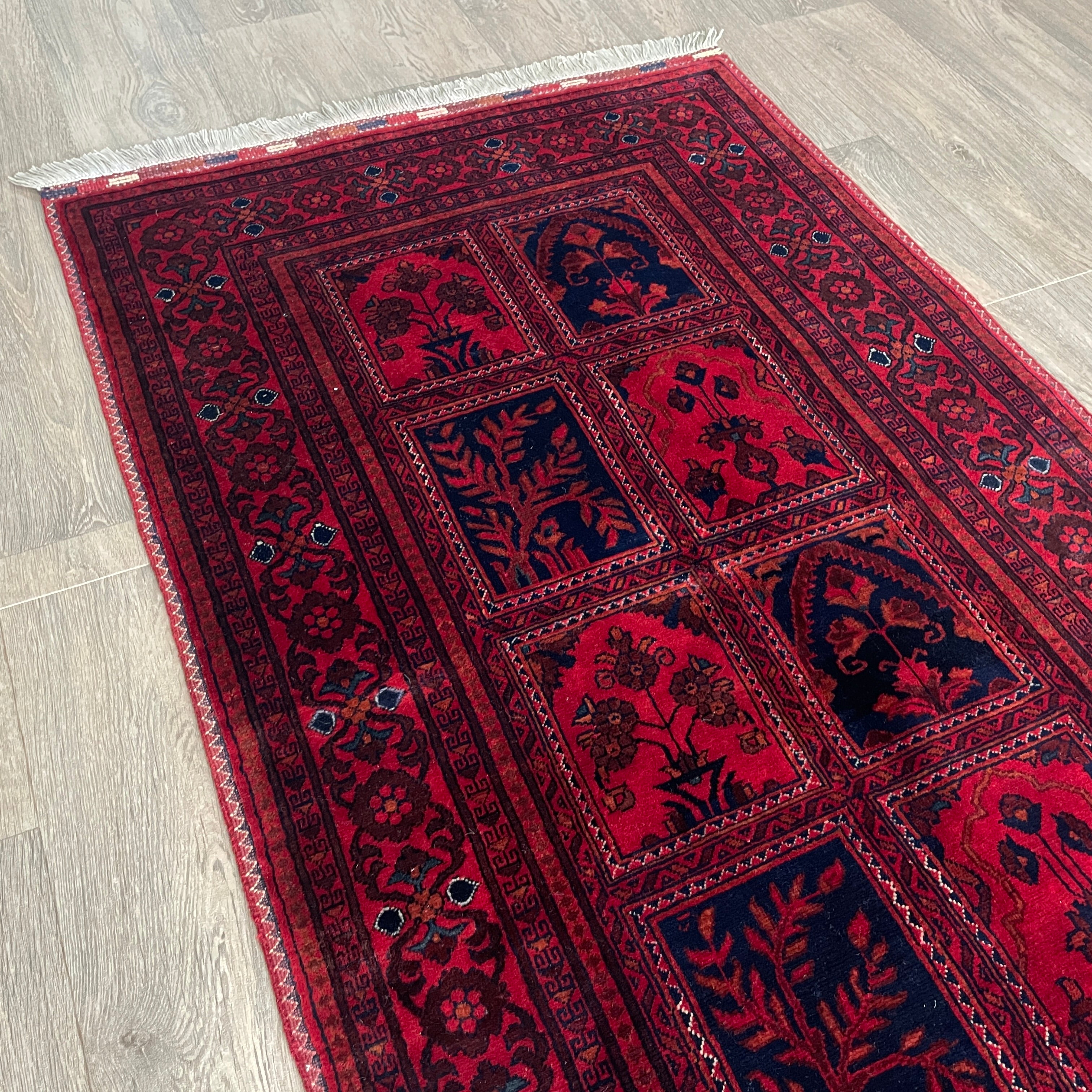 Fine Afghan Khal Muhammadi Rug (Belgian Wool)