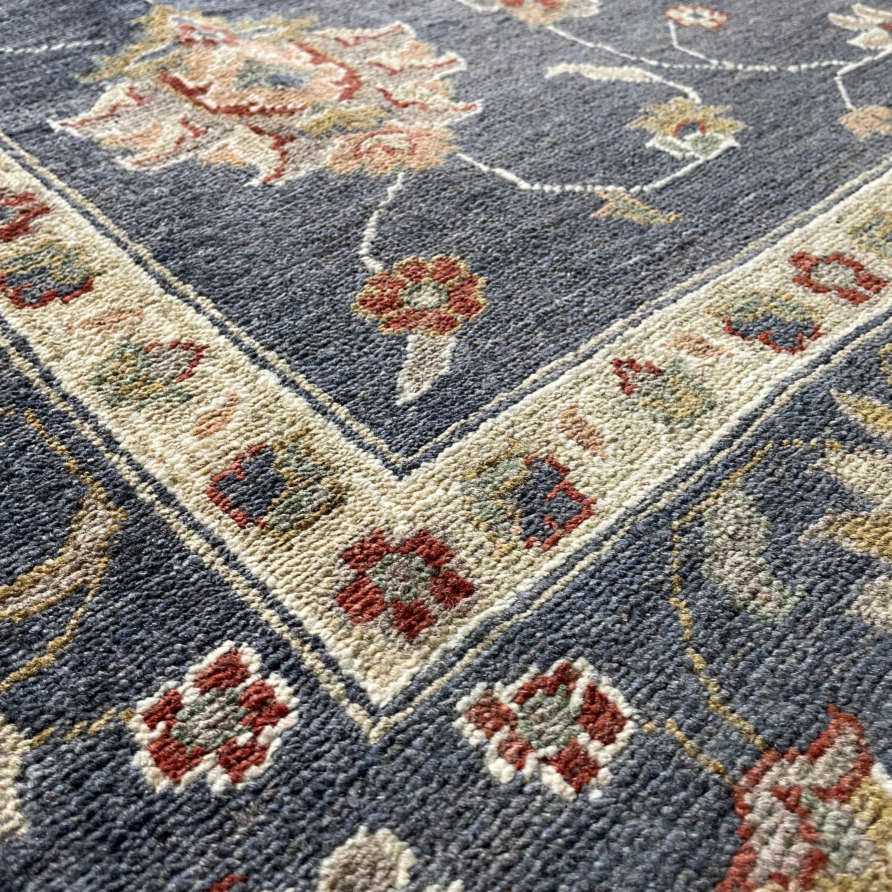Afghan Sultanabad Rug